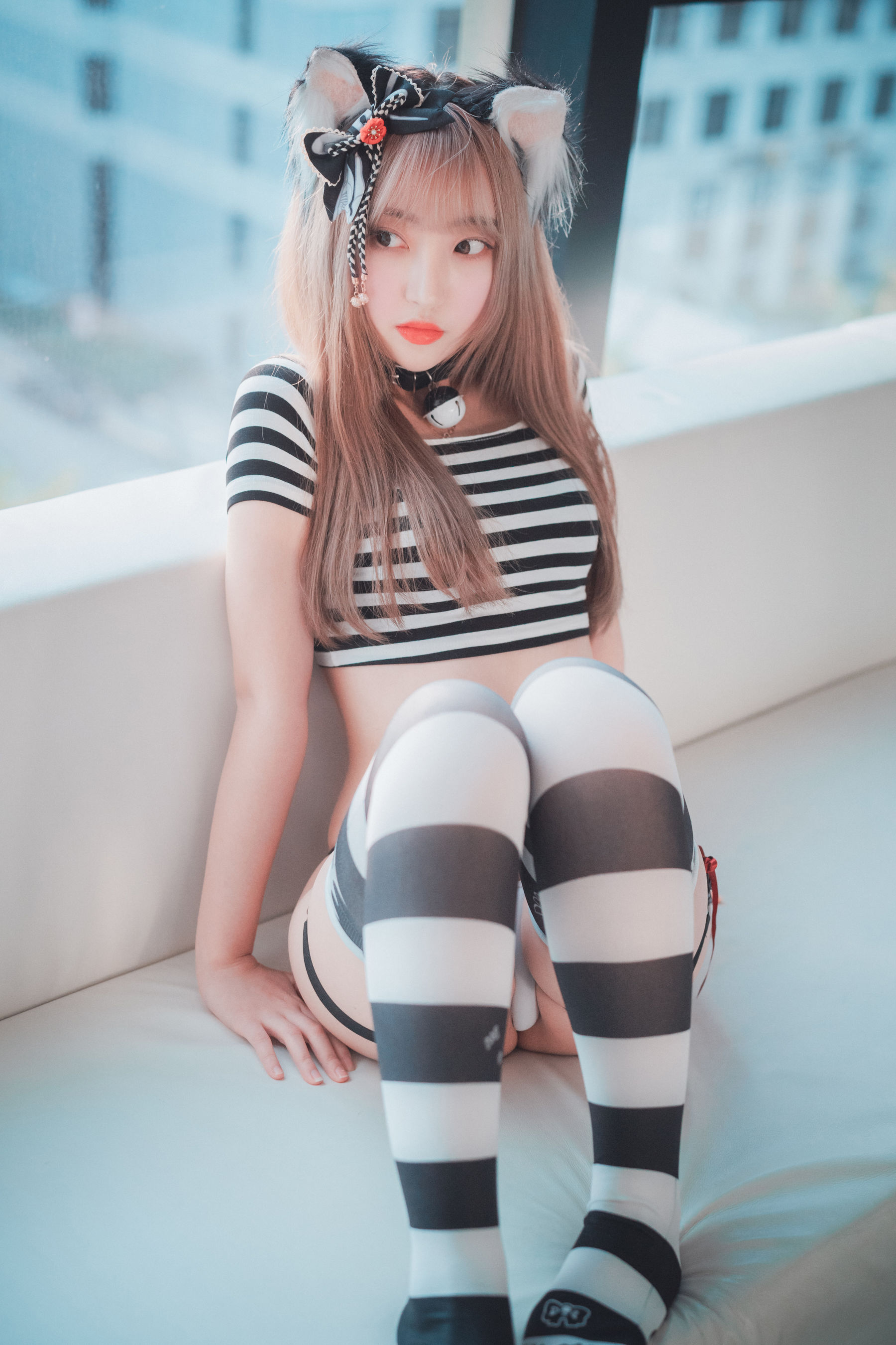 Hanari - Catgirl in Stripes-图16