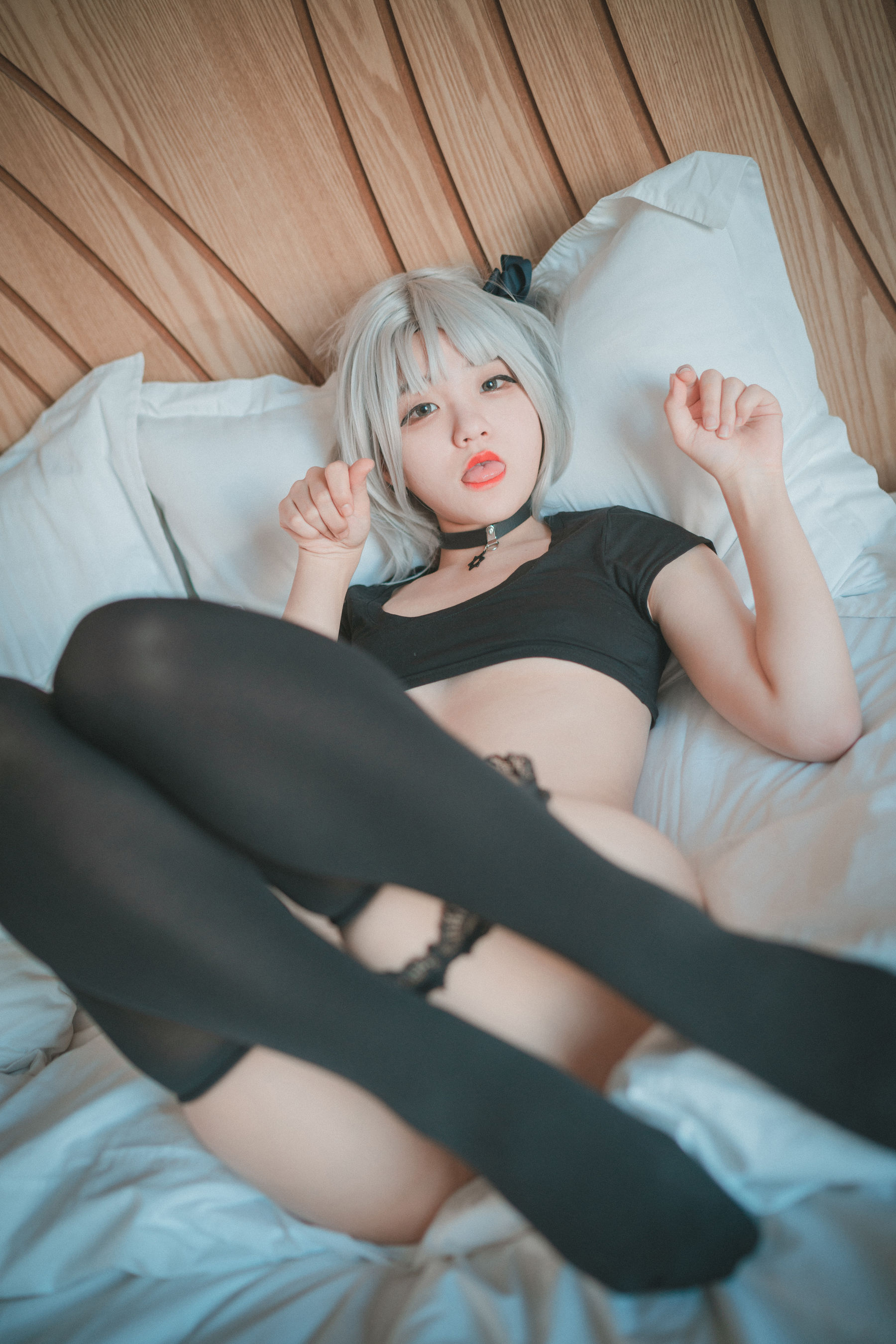 Jenny - Band-Aided Girl-图12