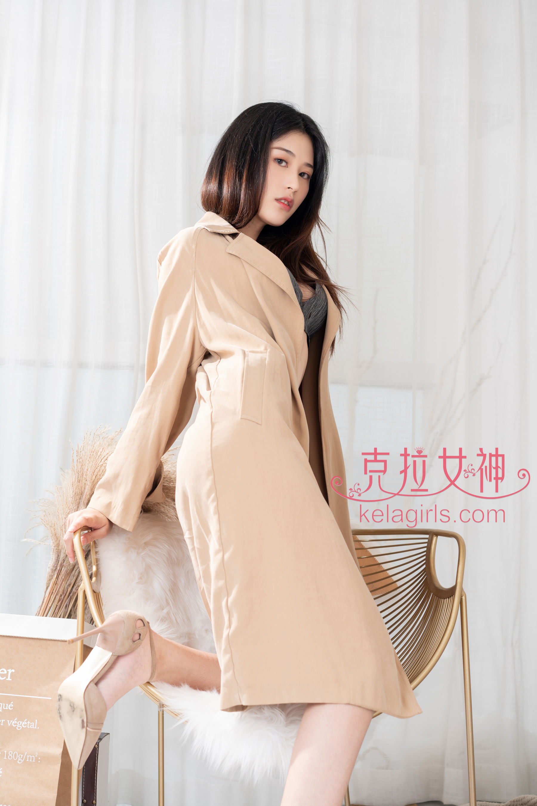 苏棠 透皙白脚-图3