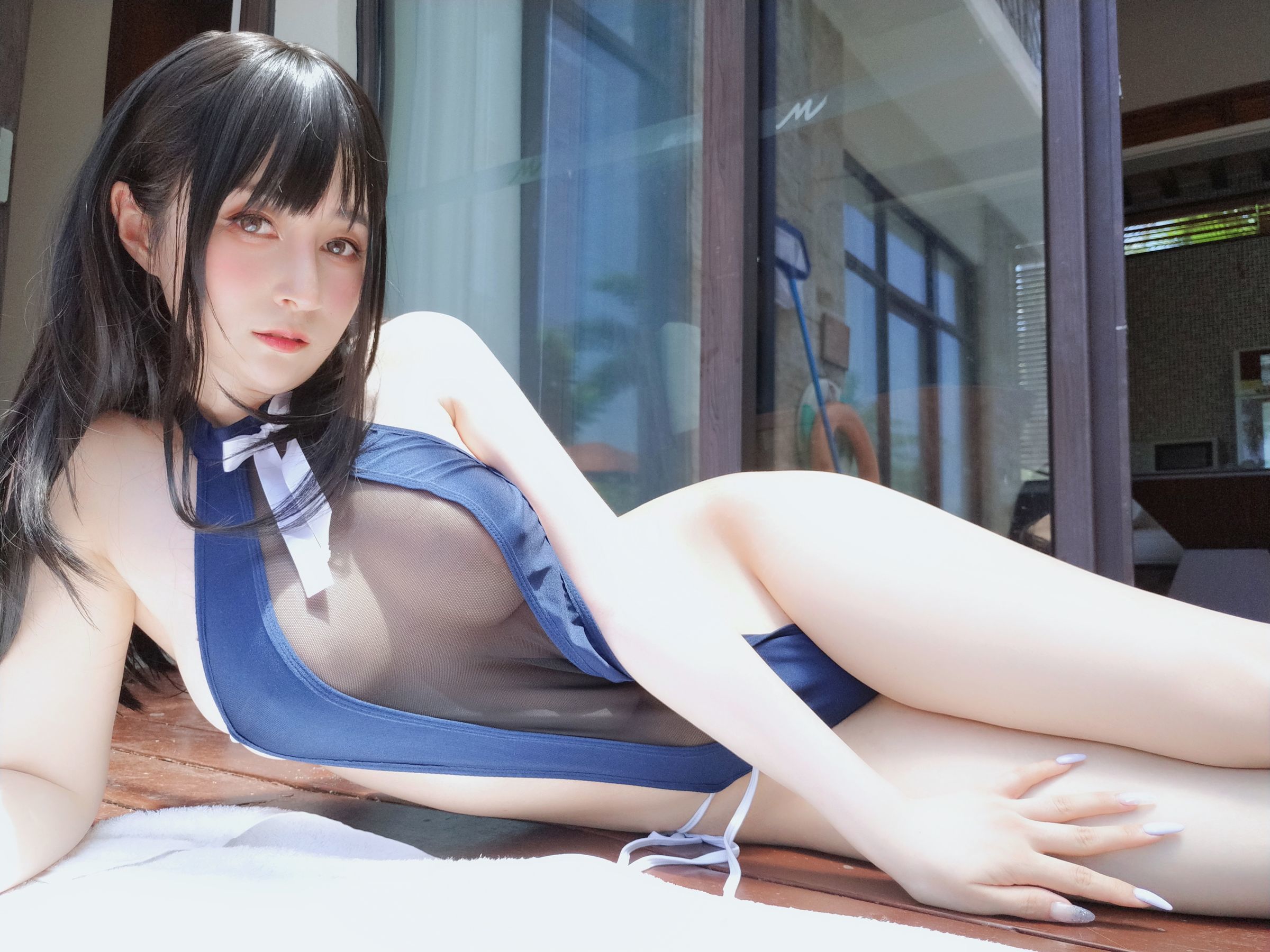 Coser小姐姐白银 - 镂空泳衣-图1