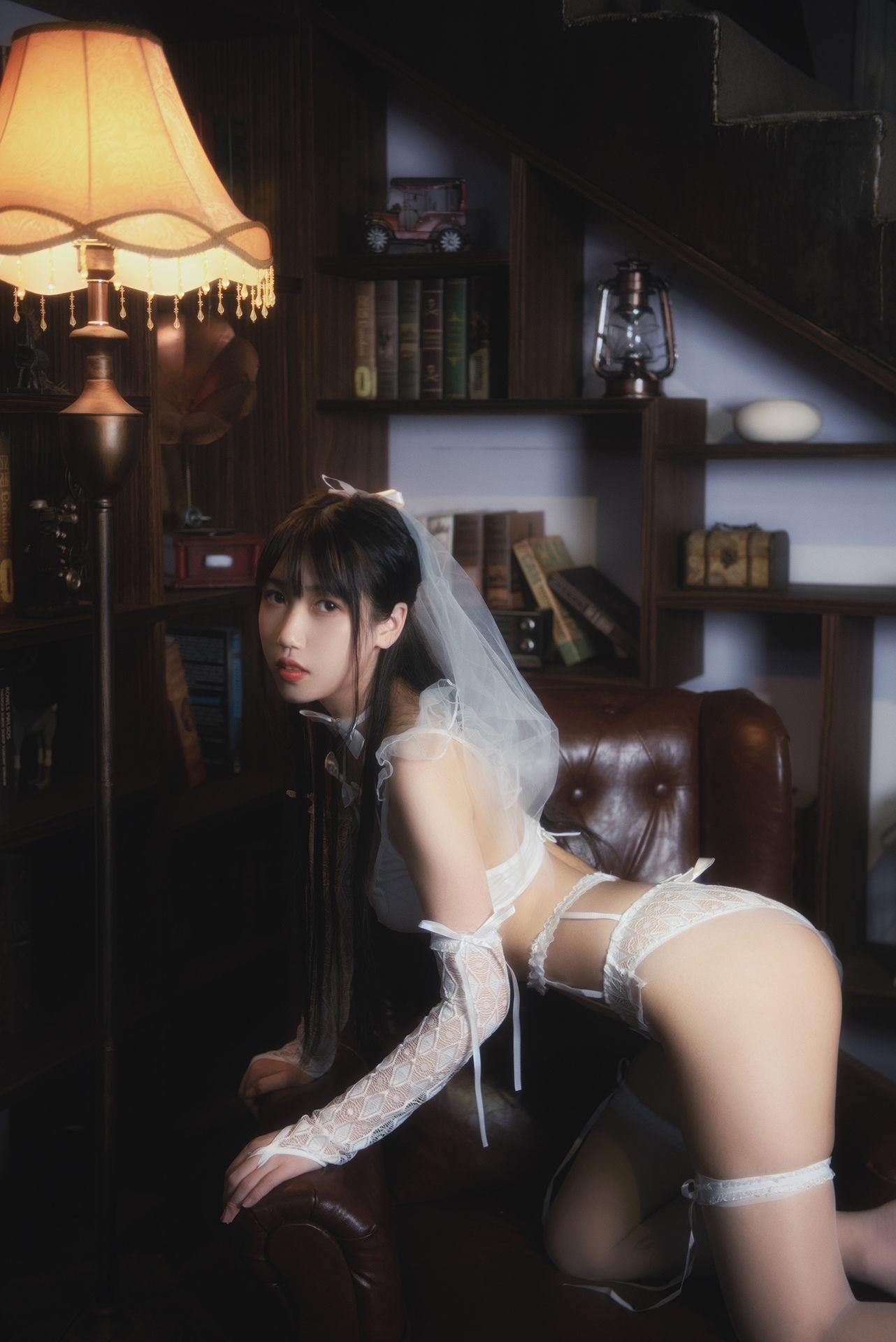 微博人气Coser不呆猫 - 白色情趣婚纱-图6