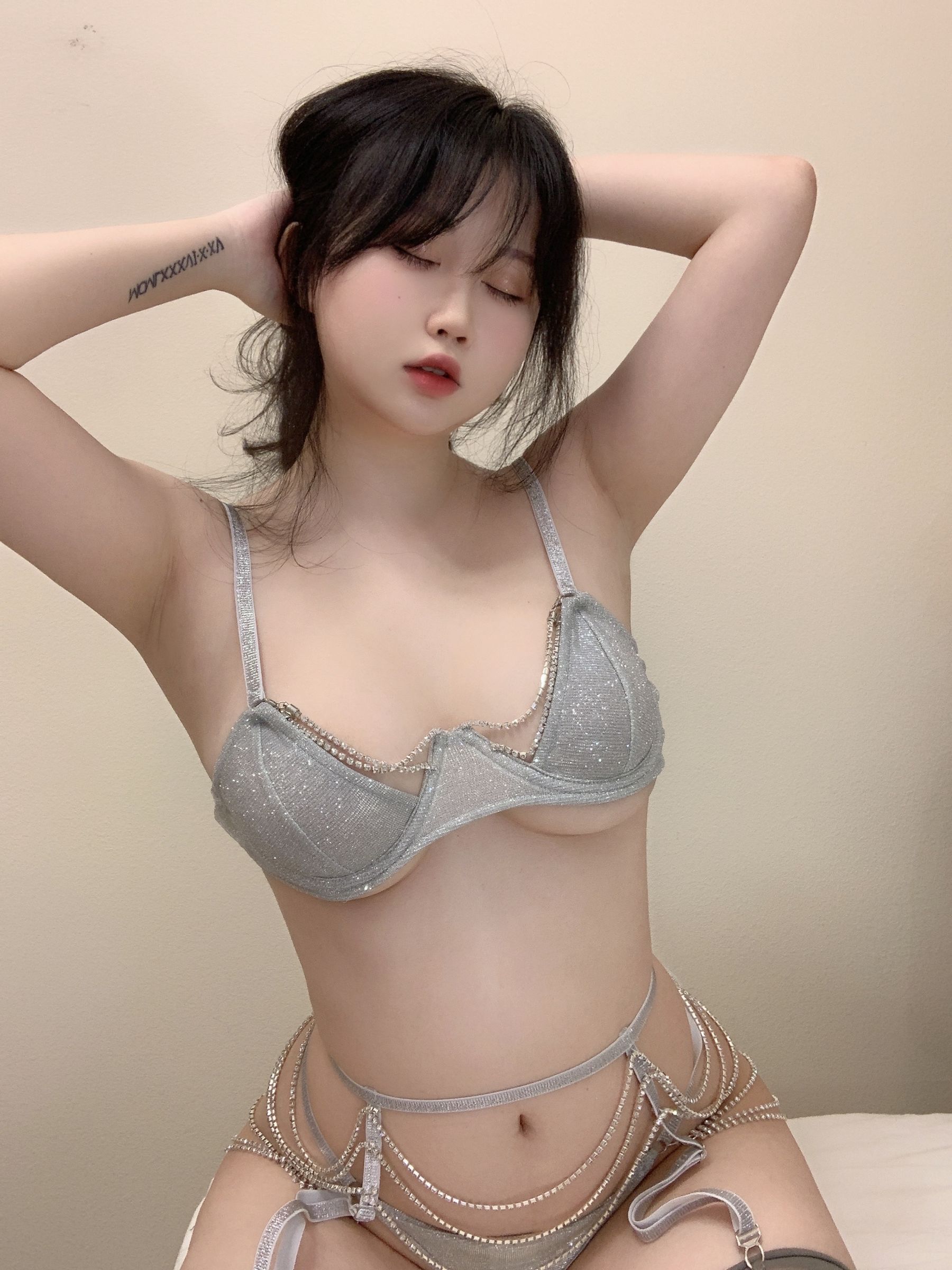 蜜桃少女是依酱呀 - 璀璨-图11