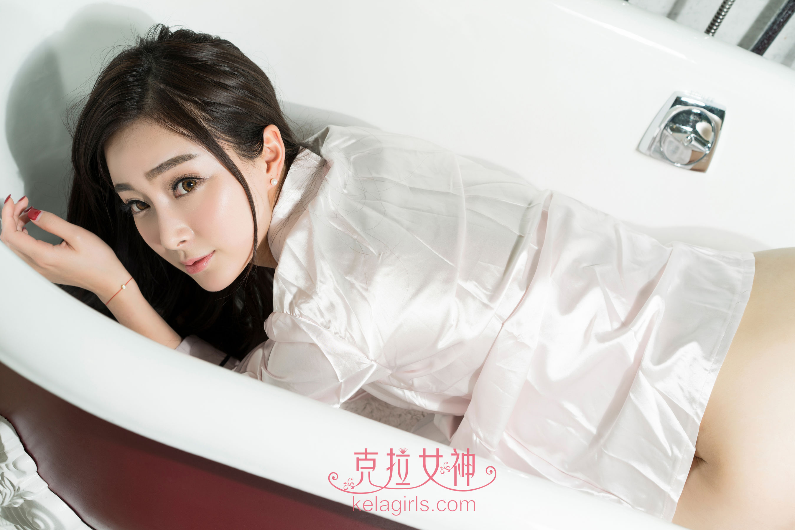 依依 娇艳玉体-图16