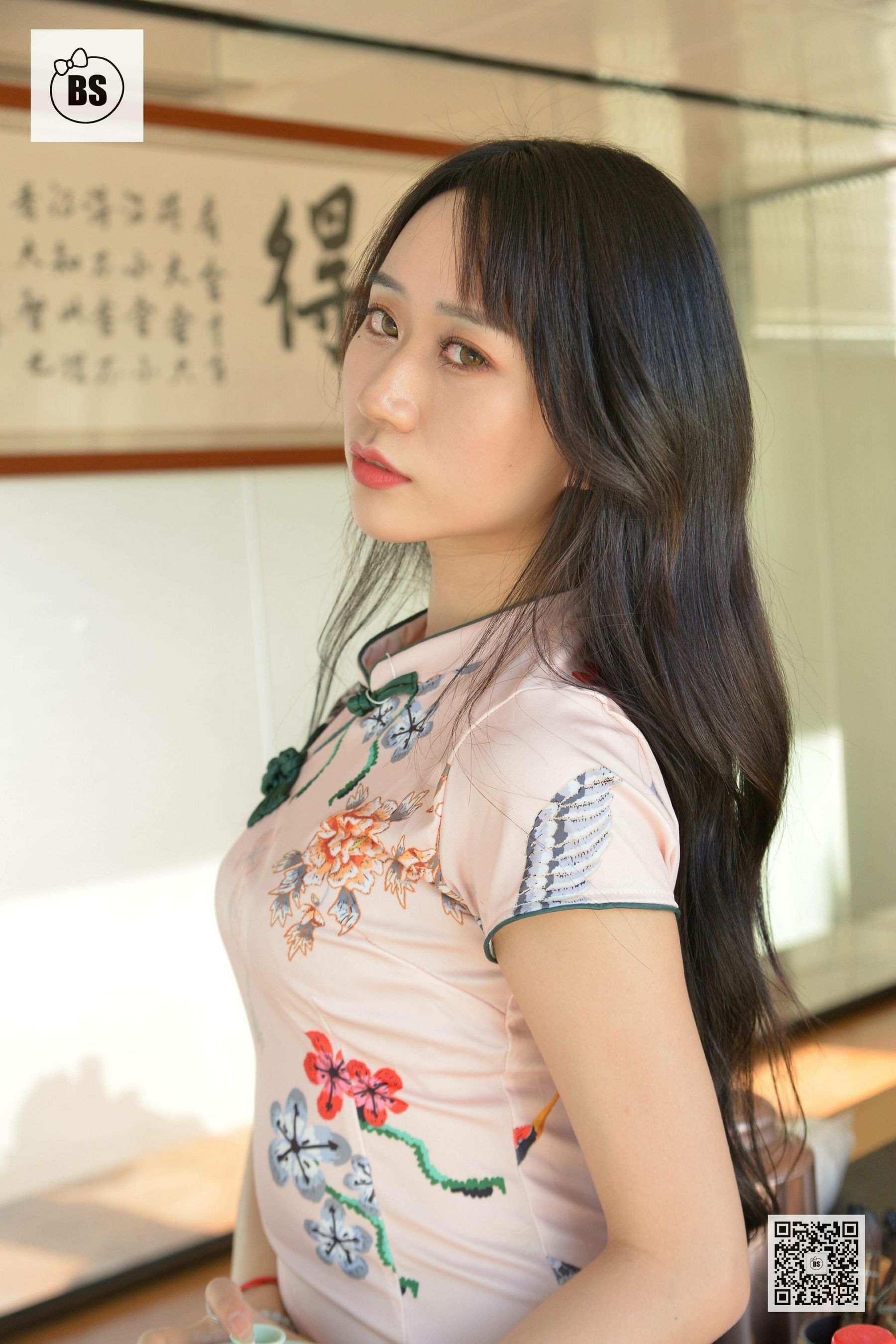 MX014 美西 新来的女助理4-图23