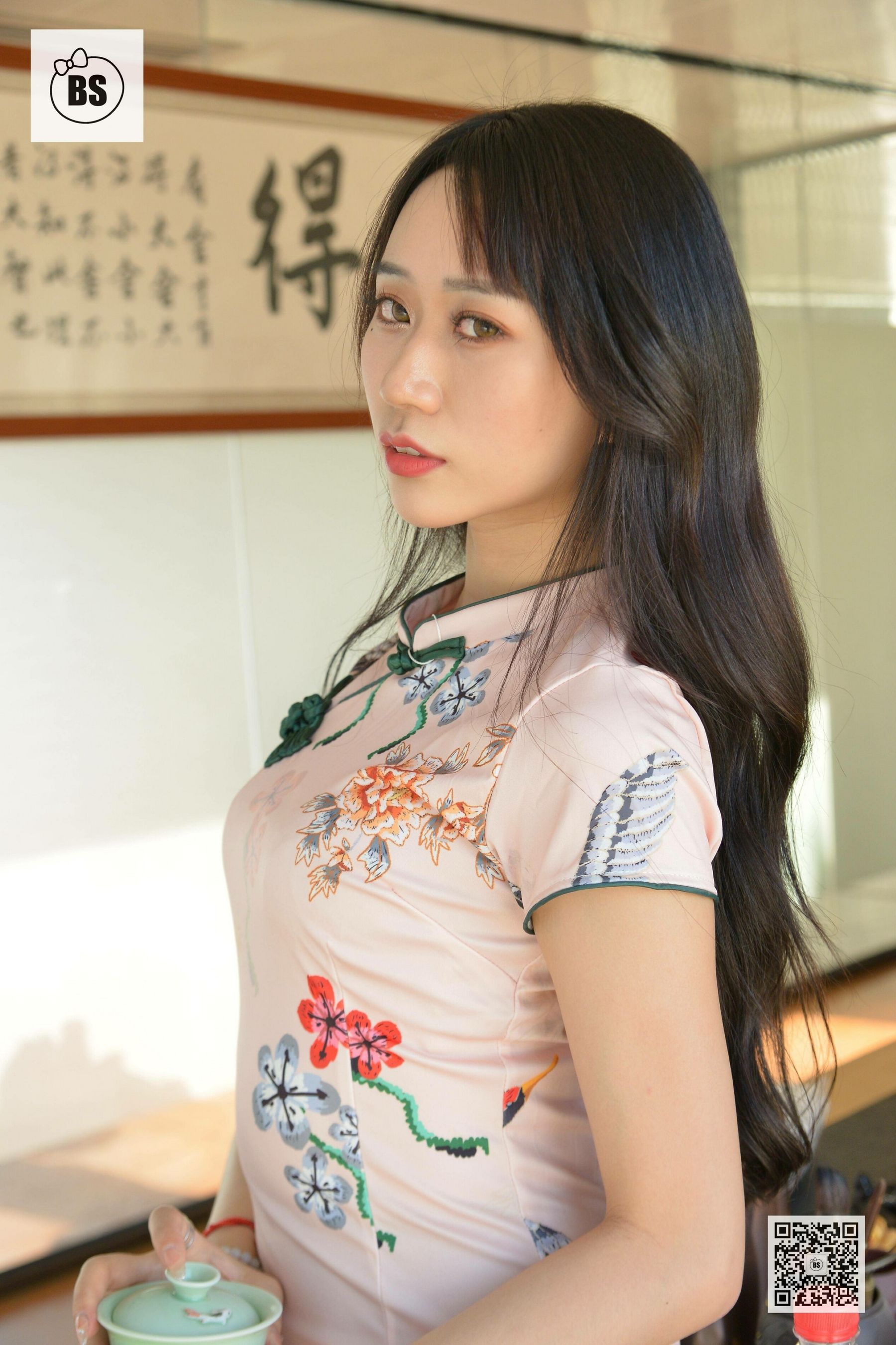MX014 美西 新来的女助理4-图24