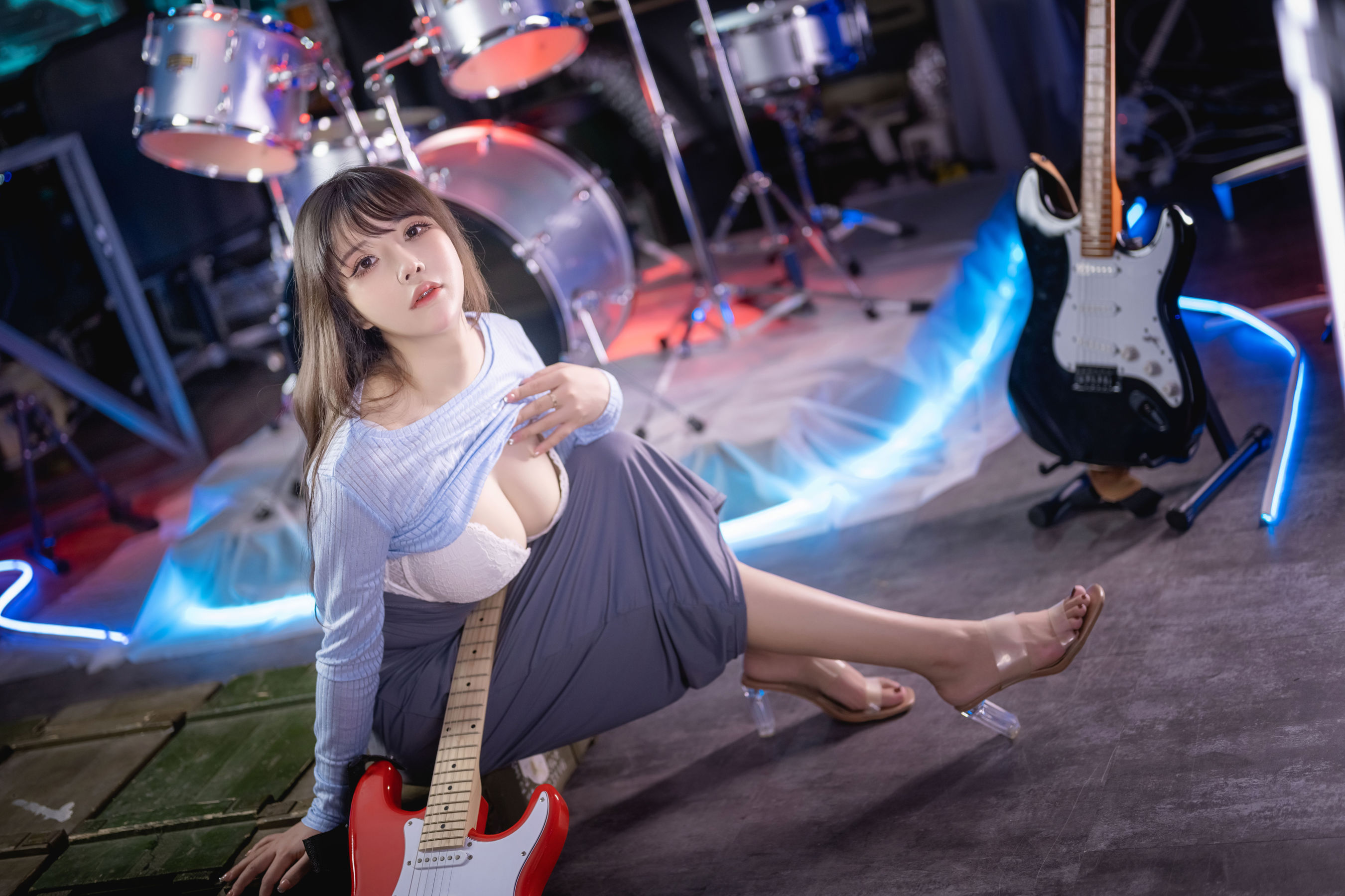 二次元妹子抱走莫子aa - 吉他妹妹-图14