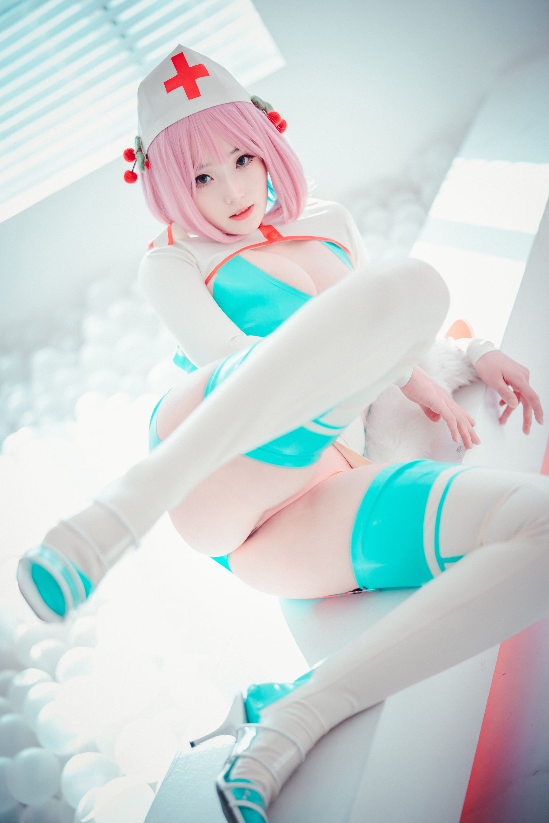 BamBi - Cling To Latex-图26