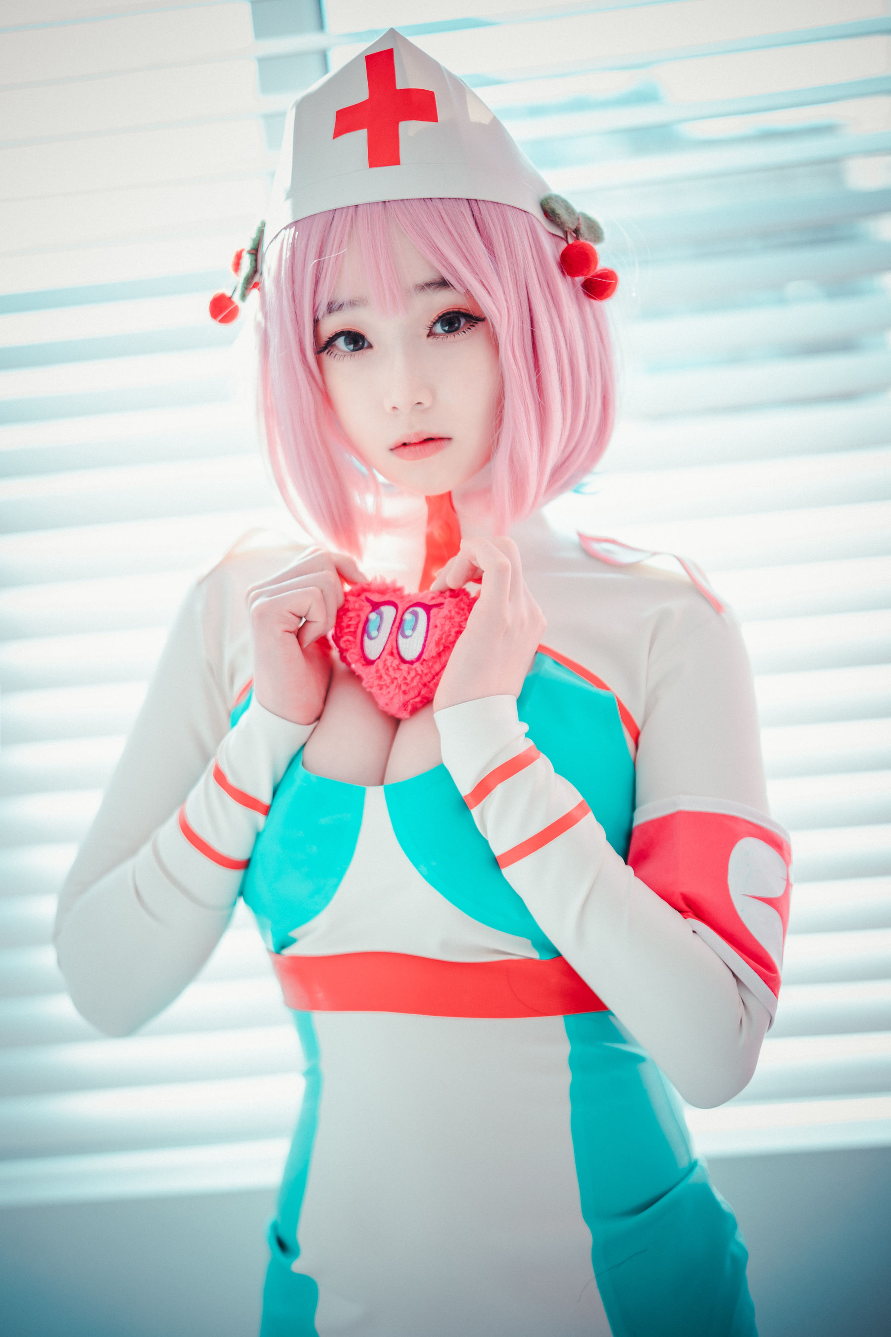 BamBi - Cling To Latex-图36