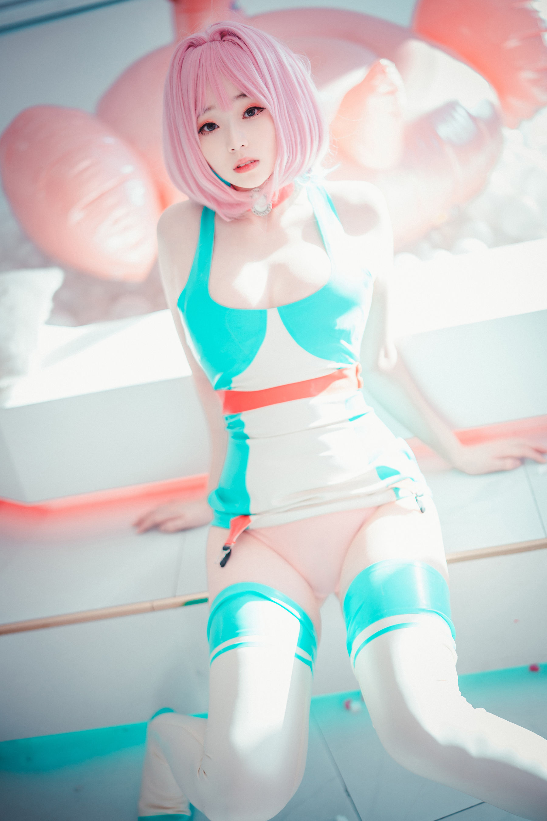 BamBi - Cling To Latex-图40