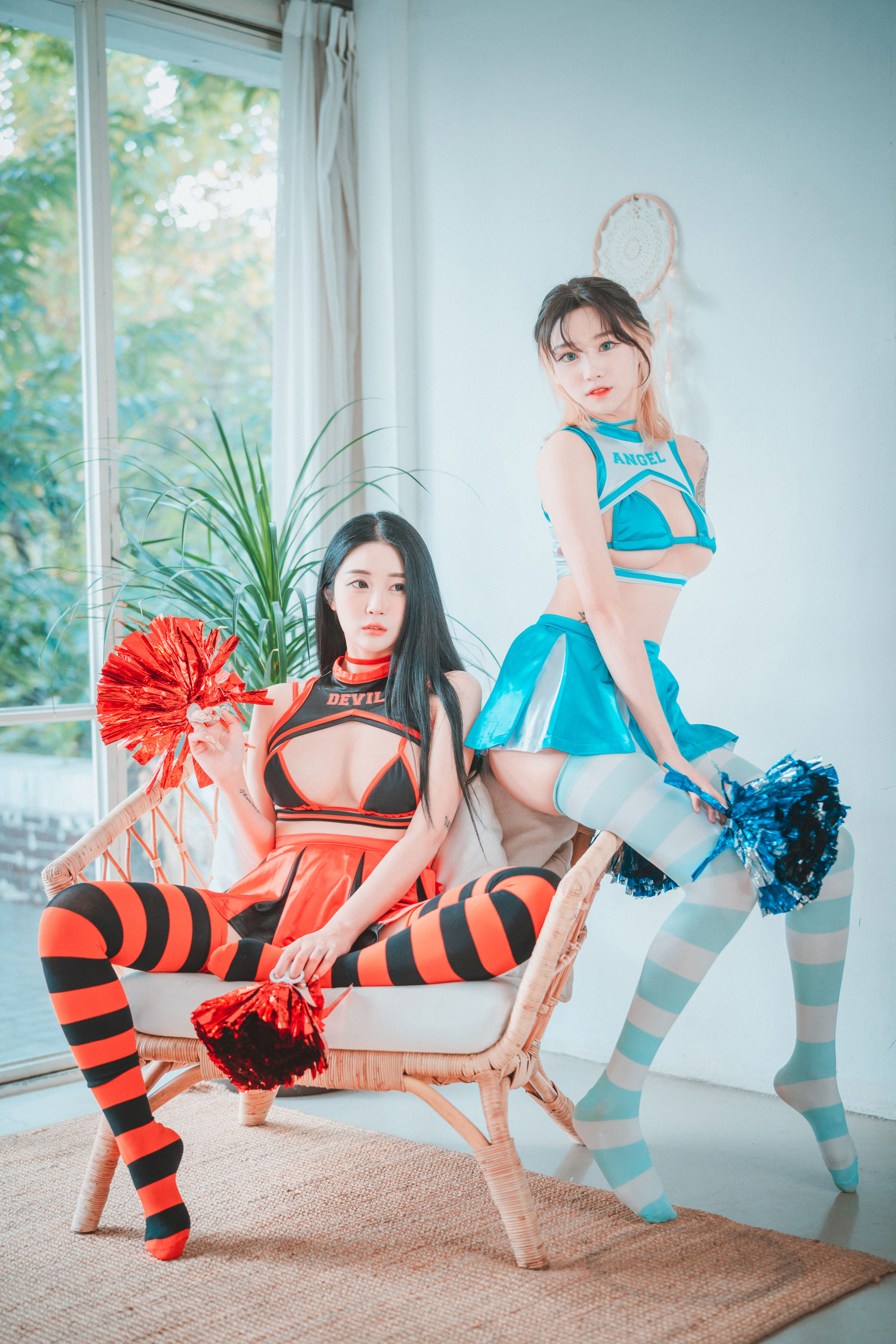 Bomi & Taeri - Devil 666 & Angel 777-图5