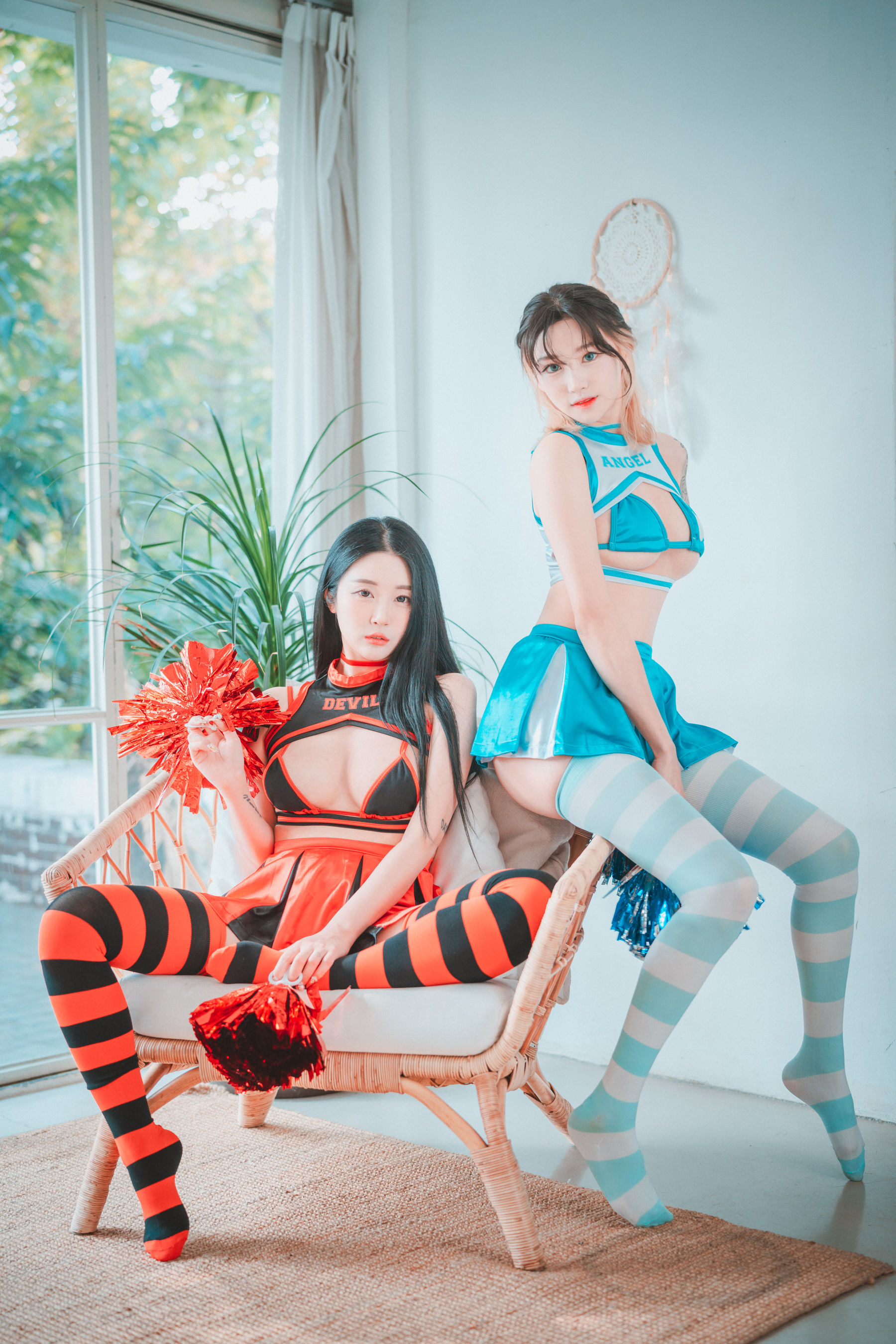 Bomi & Taeri - Devil 666 & Angel 777-图6