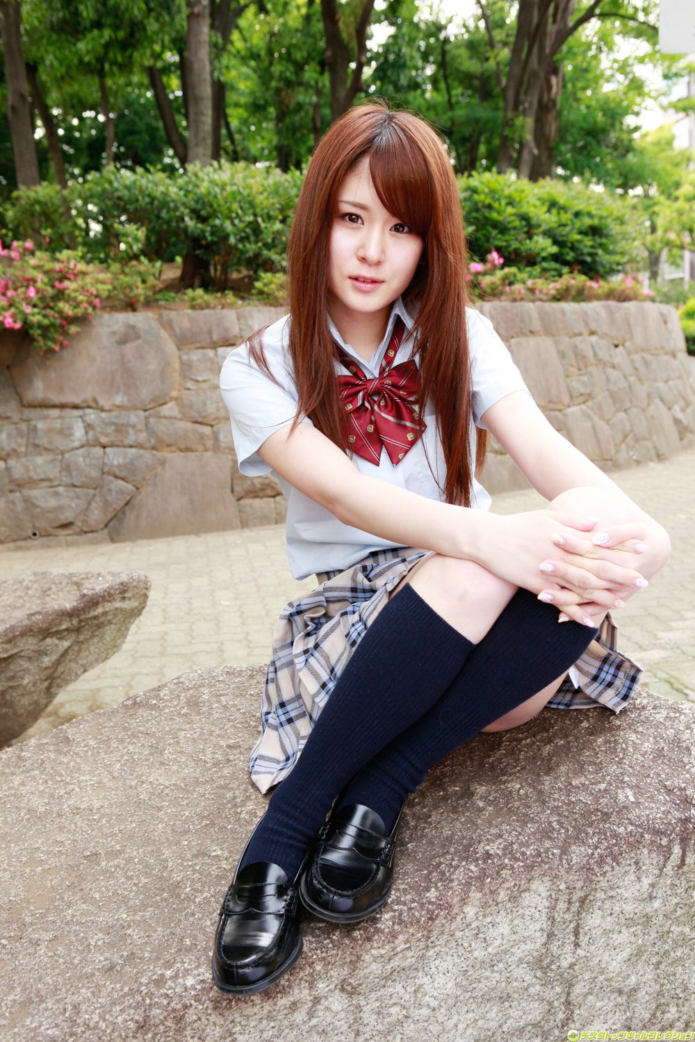 朝菜栞《甘いロリフェイスと制服の完全なる融合！》  NO.1040-图54