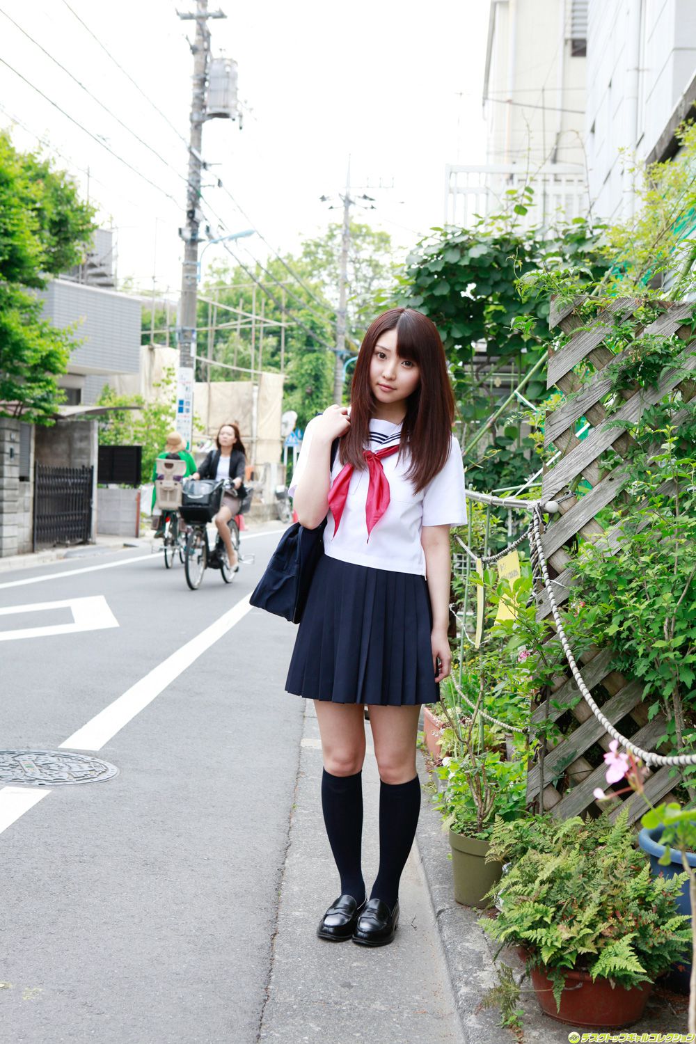 末永佳子《放課後も制服？それとも水着になろっか？》  NO.1052-图0