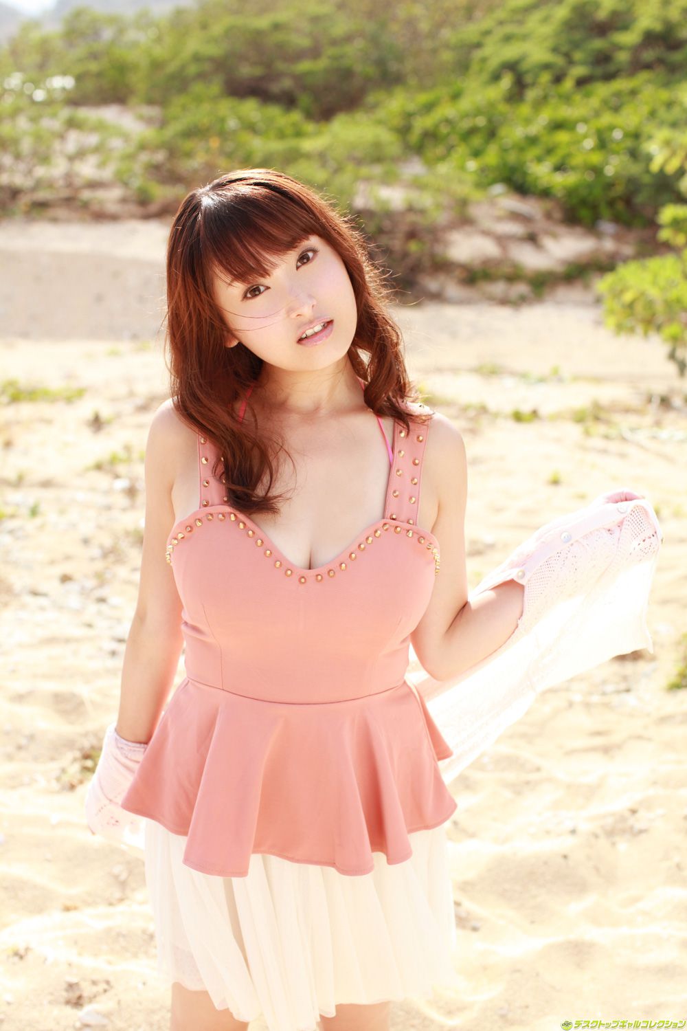 中川朋美《胸元からこぼれ落ちるダイナマイトJカップ》  NO.1078-图56