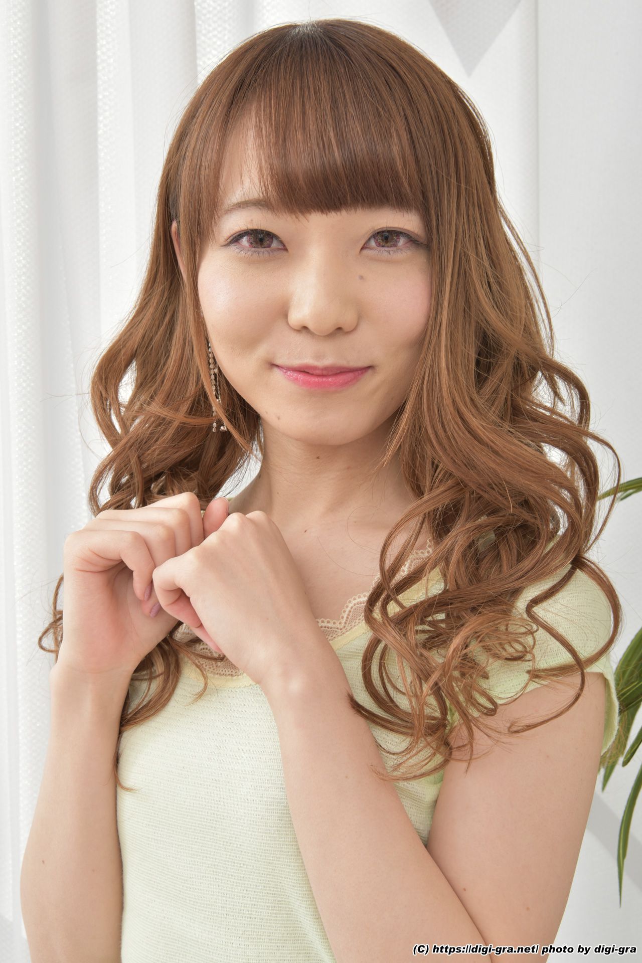 Mona Amemiya 雨宮もな Photoset 01-图2