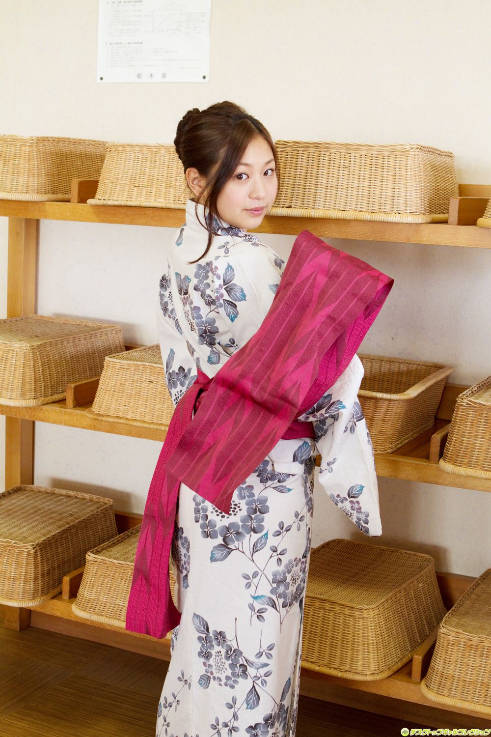 佐山彩香《100％美少女！无敌の弾ける限界ボディ》  NO.1089-图67