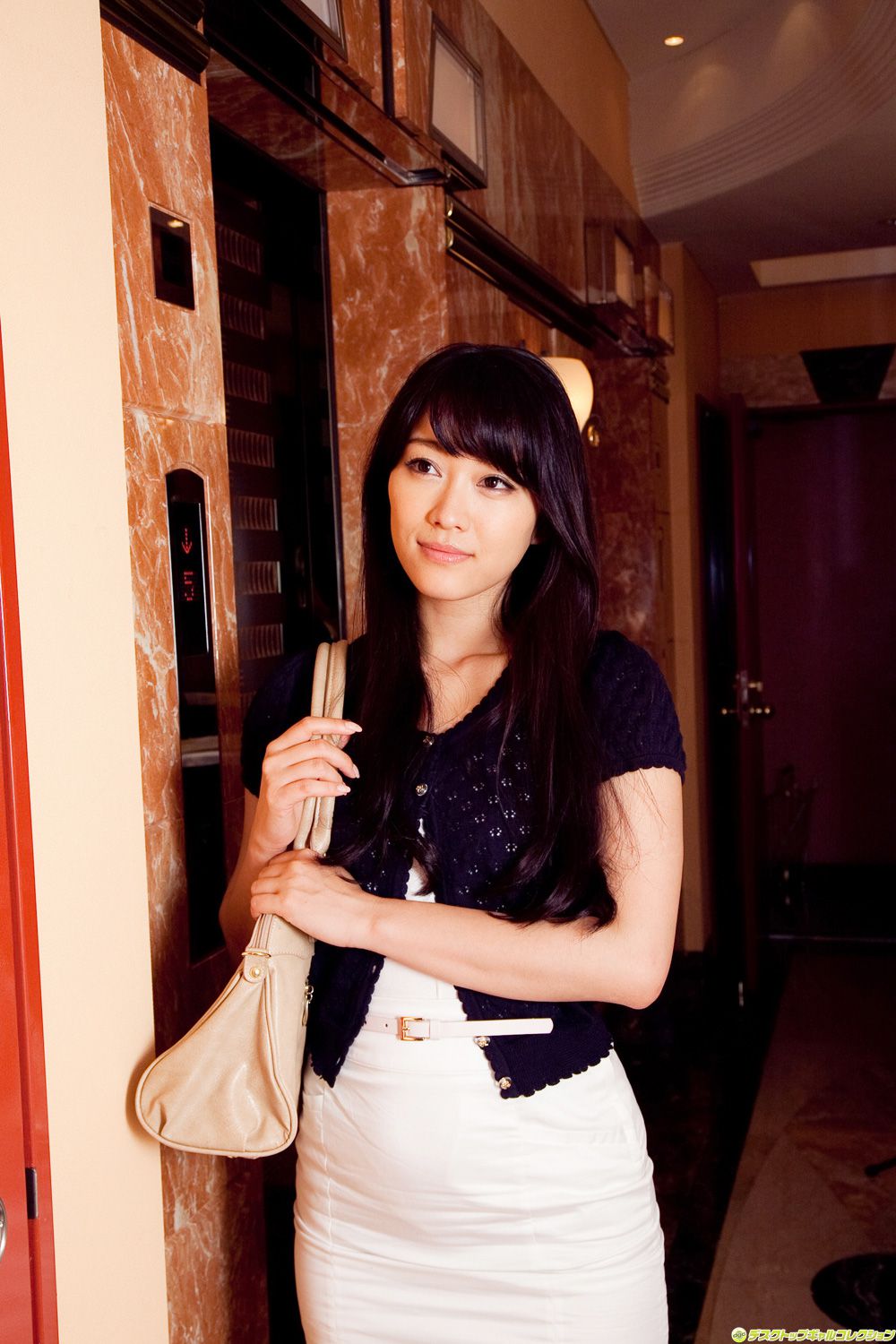 西野翔《極上美尻美女とホテルで逢い引き》  NO.1098-图42