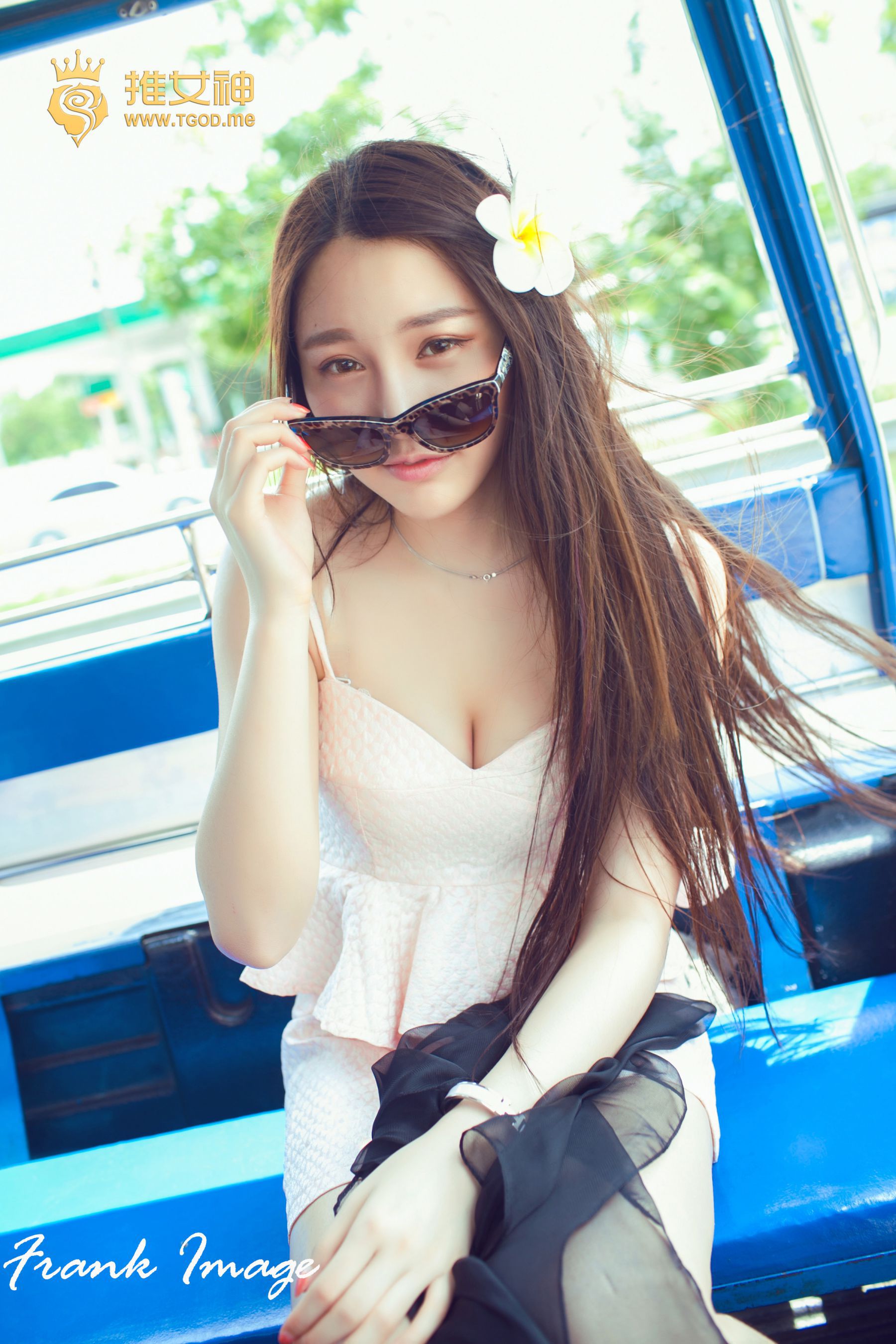 刘奕宁Lynn《甜美！娇嫩的花蕊》  写真集-图1