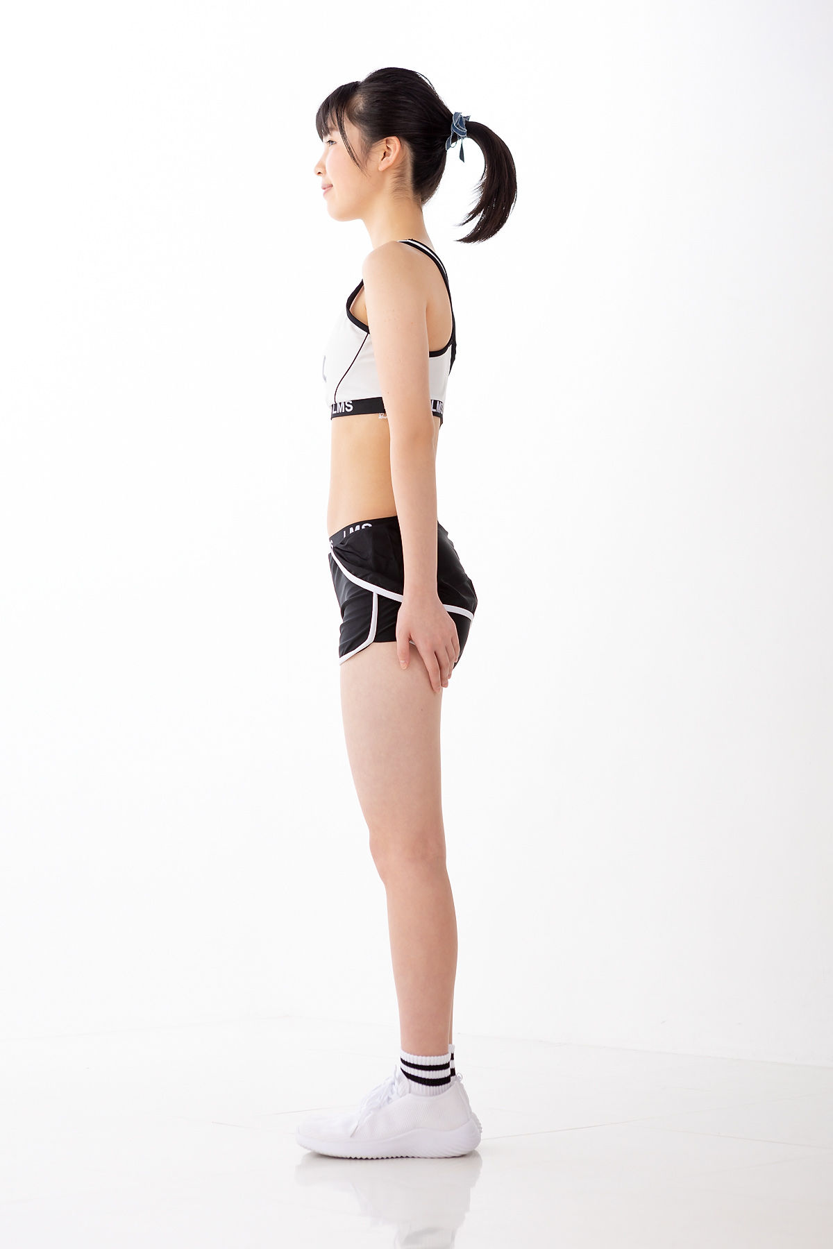 Ami Manabe 眞辺あみ - Fresh-idol Gallery 66-图2