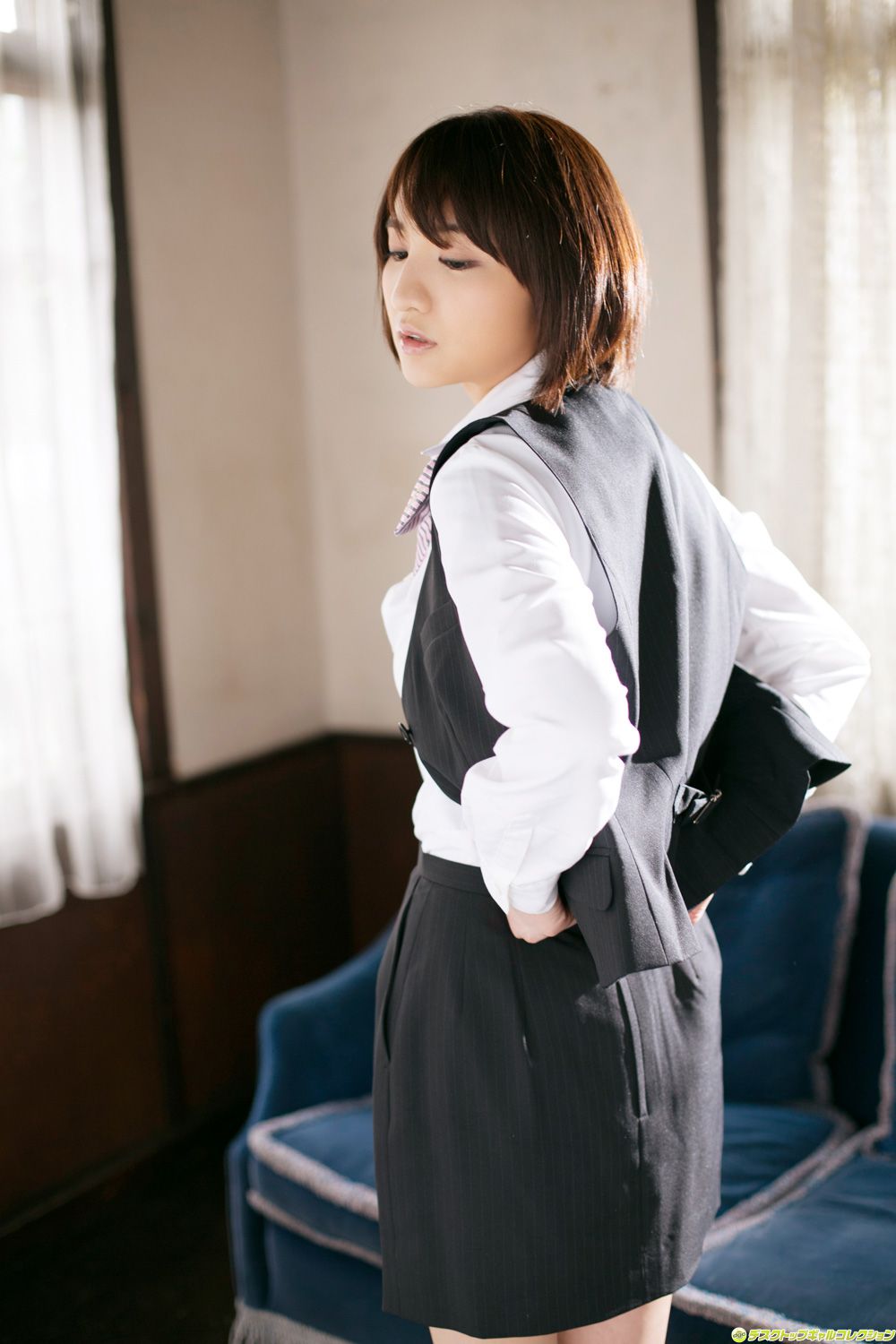 尾崎娜娜《ムッチリ、熟した女の身体に》  NO.1143-图22