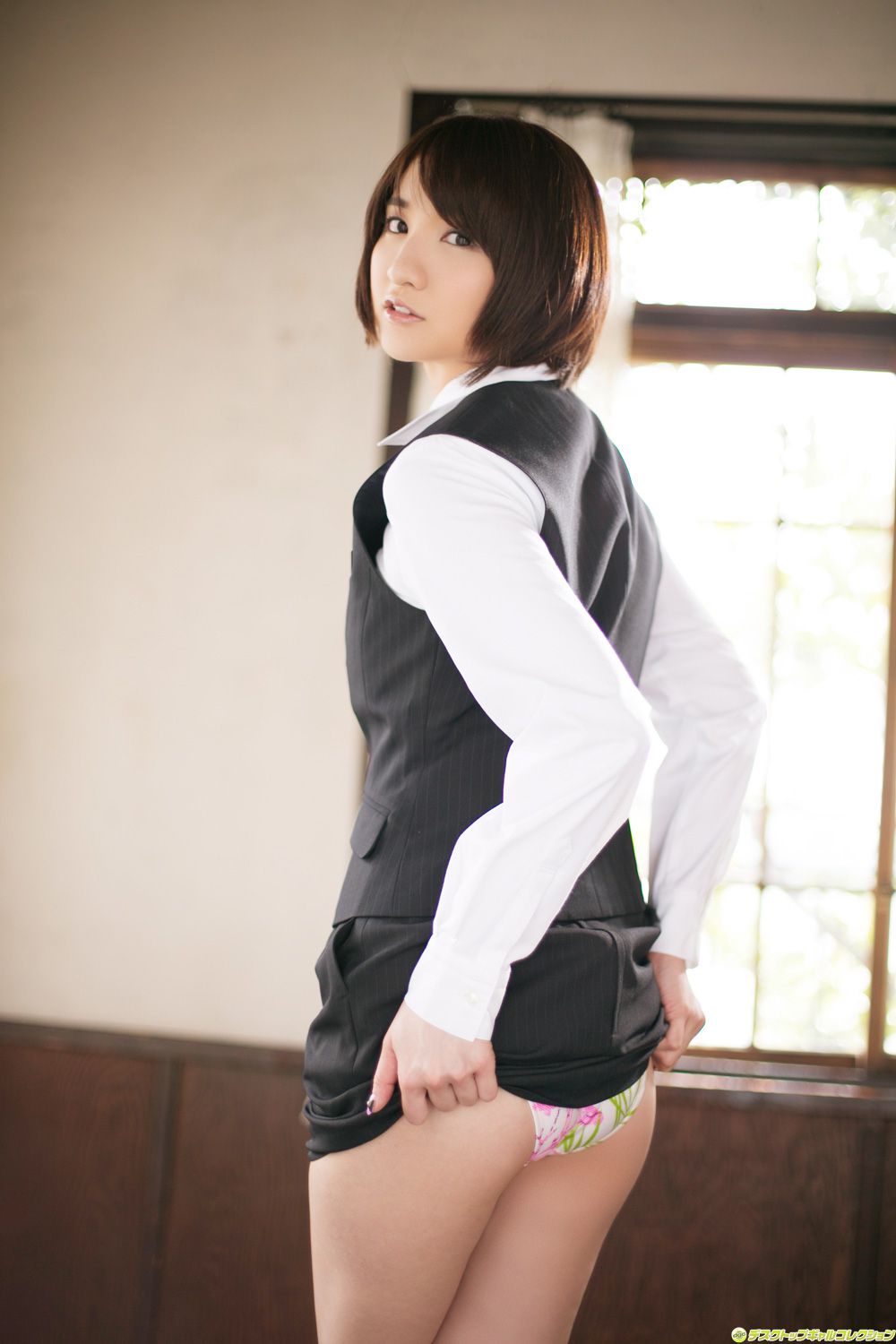 尾崎娜娜《ムッチリ、熟した女の身体に》  NO.1143-图7