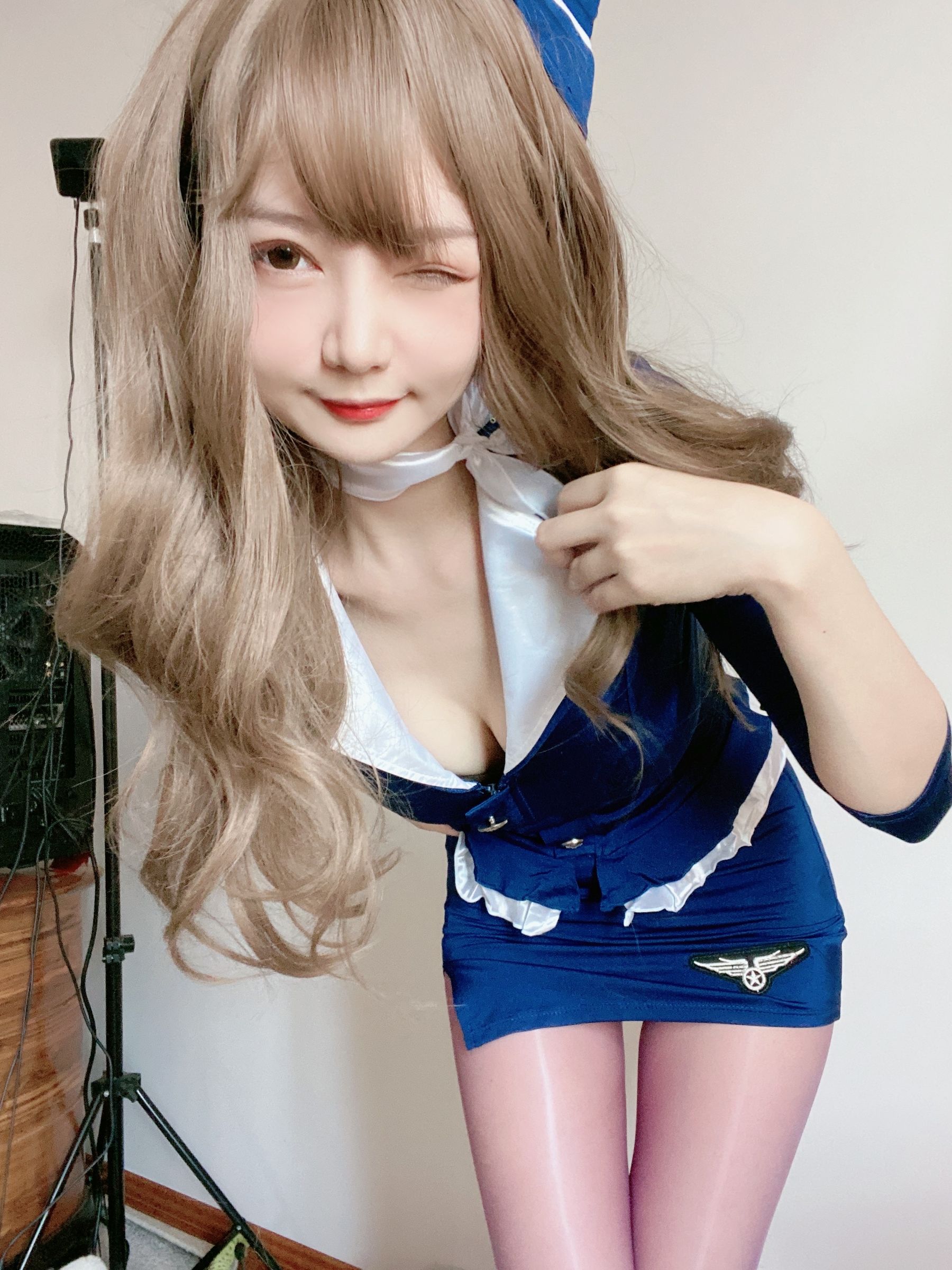 51酱 - 蓝色制服装-图1