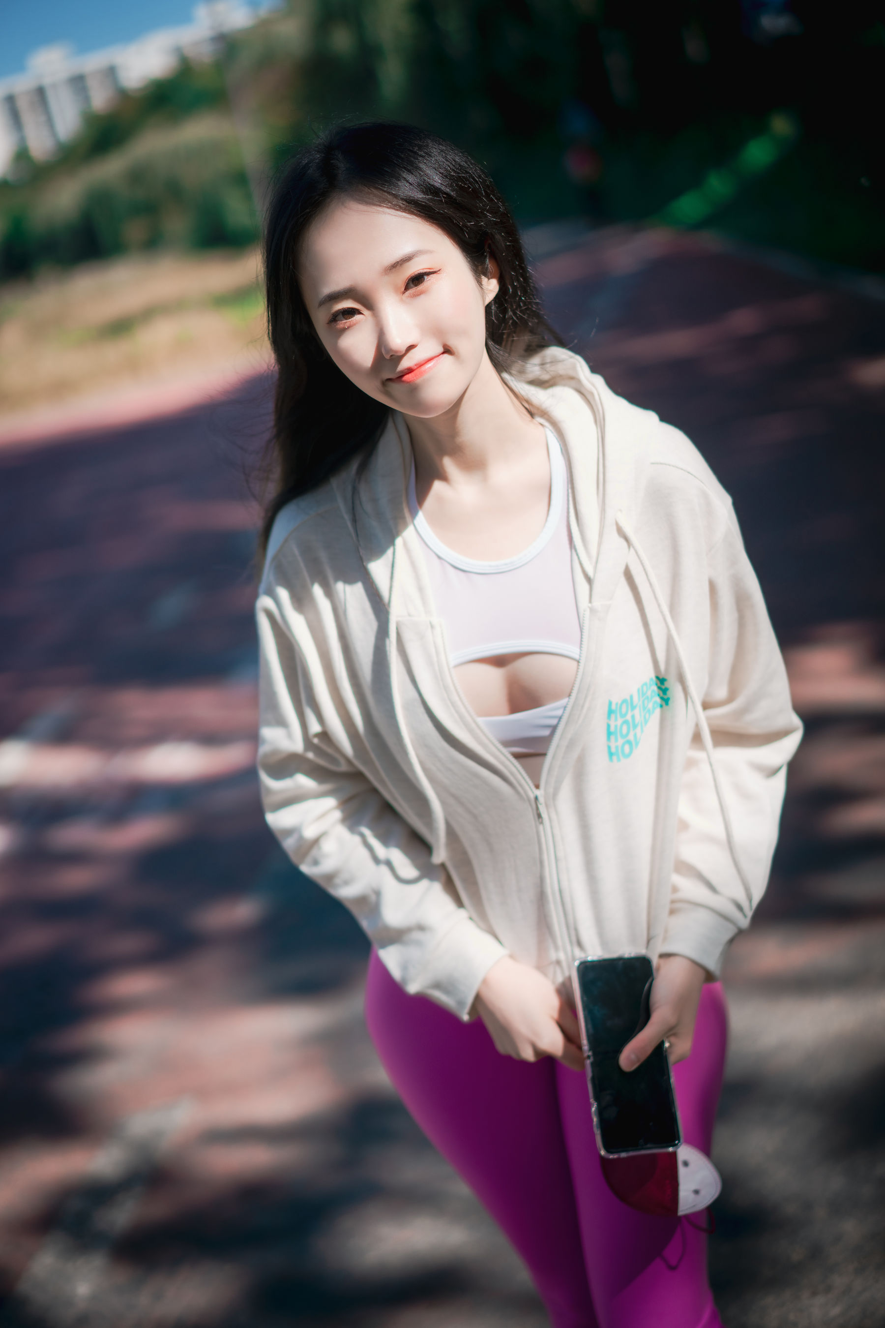 Bambi - Loose and Tight Violet-图102