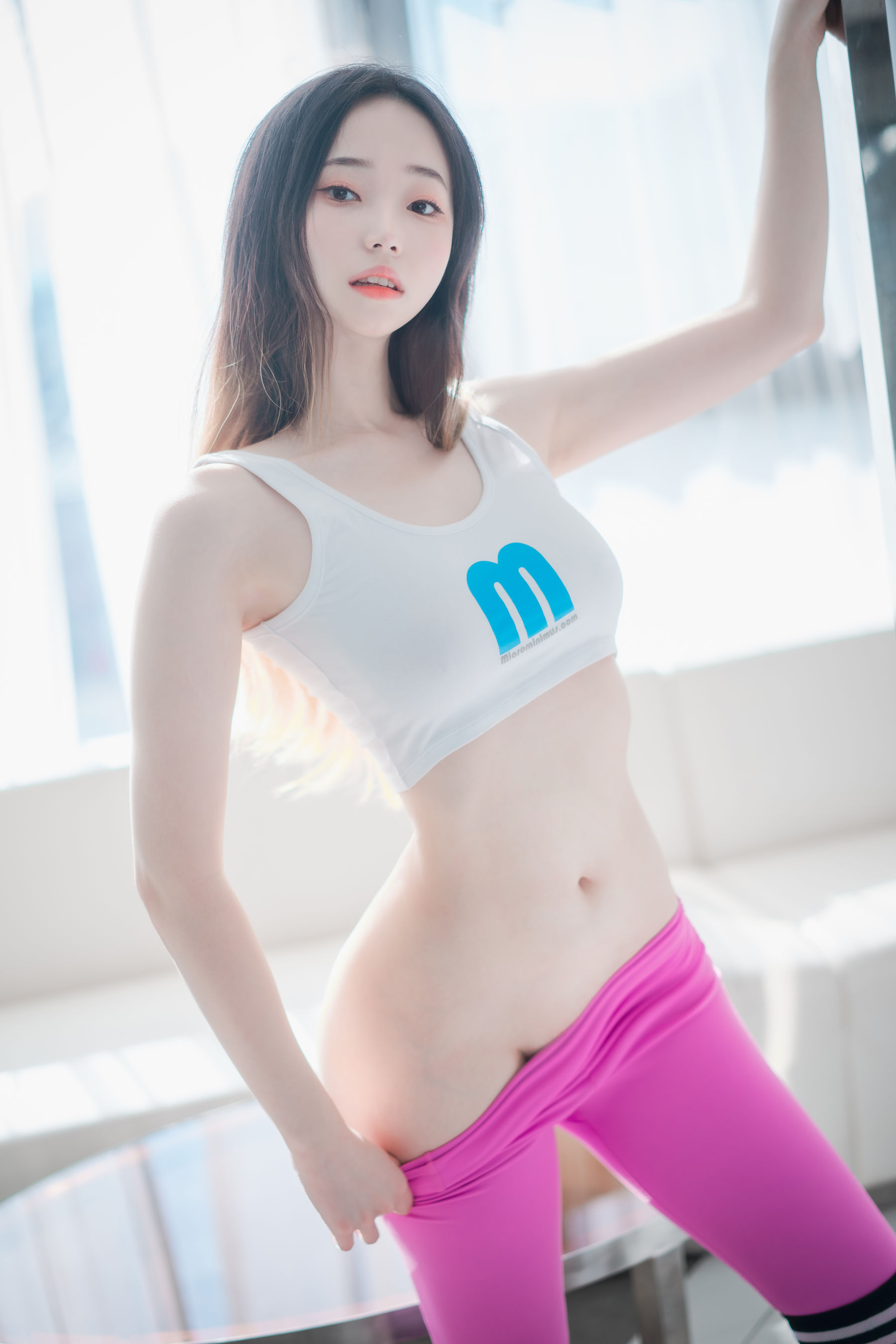 Bambi - Loose and Tight Violet-图137