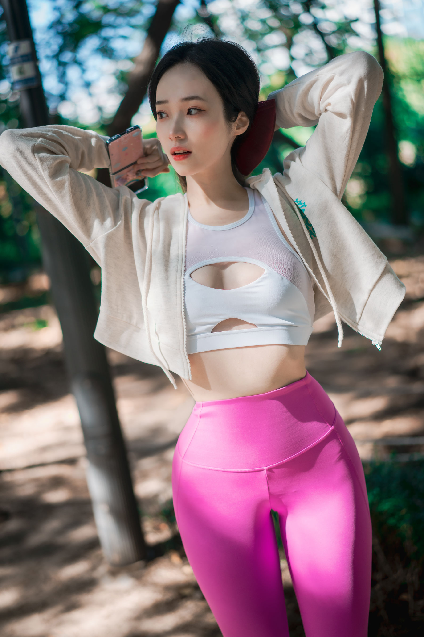 Bambi - Loose and Tight Violet-图2