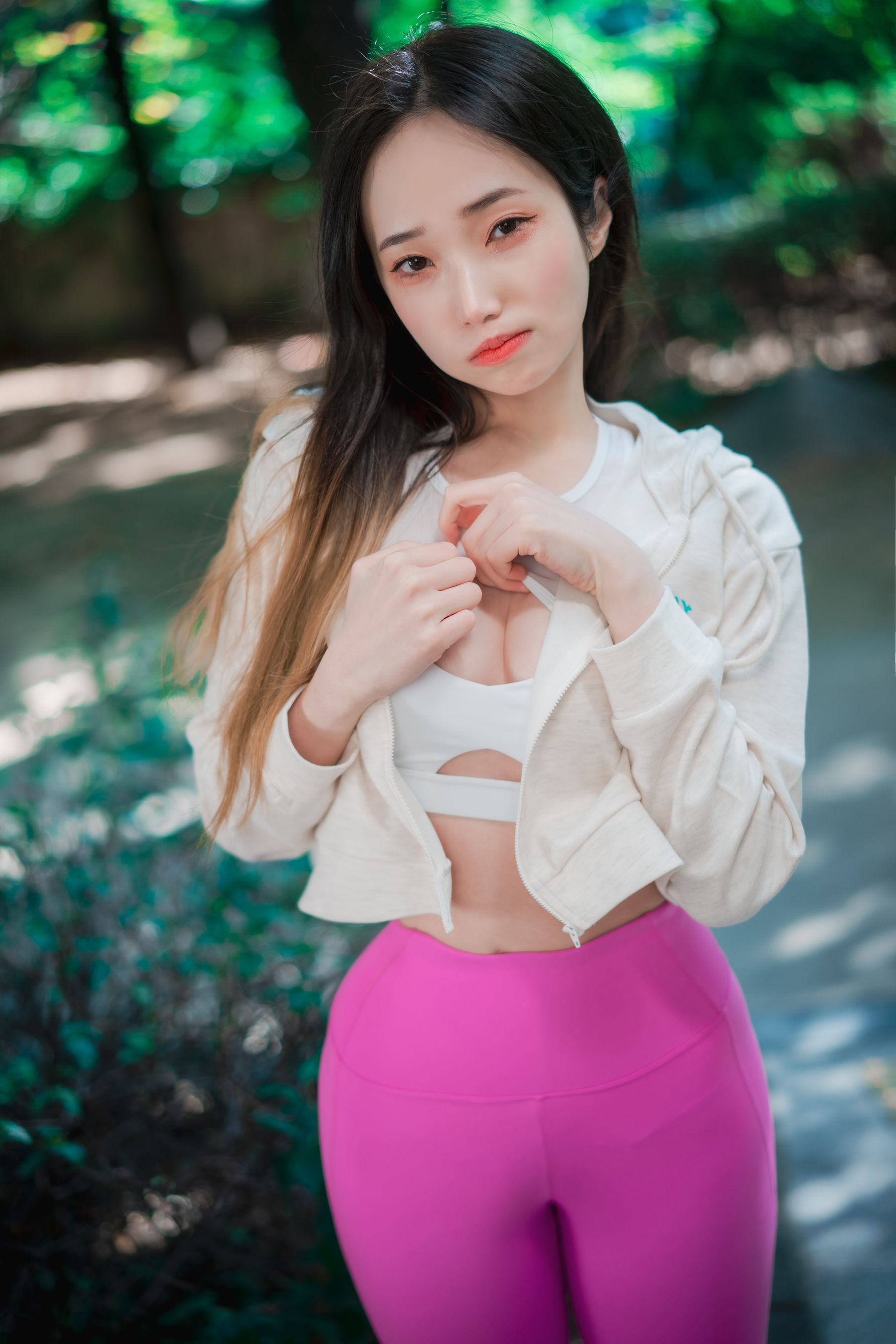 Bambi - Loose and Tight Violet-图54