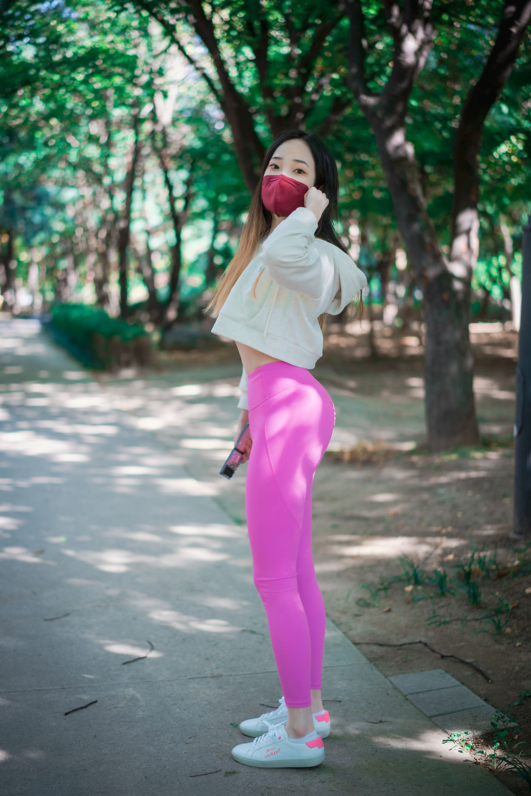 Bambi - Loose and Tight Violet-图56