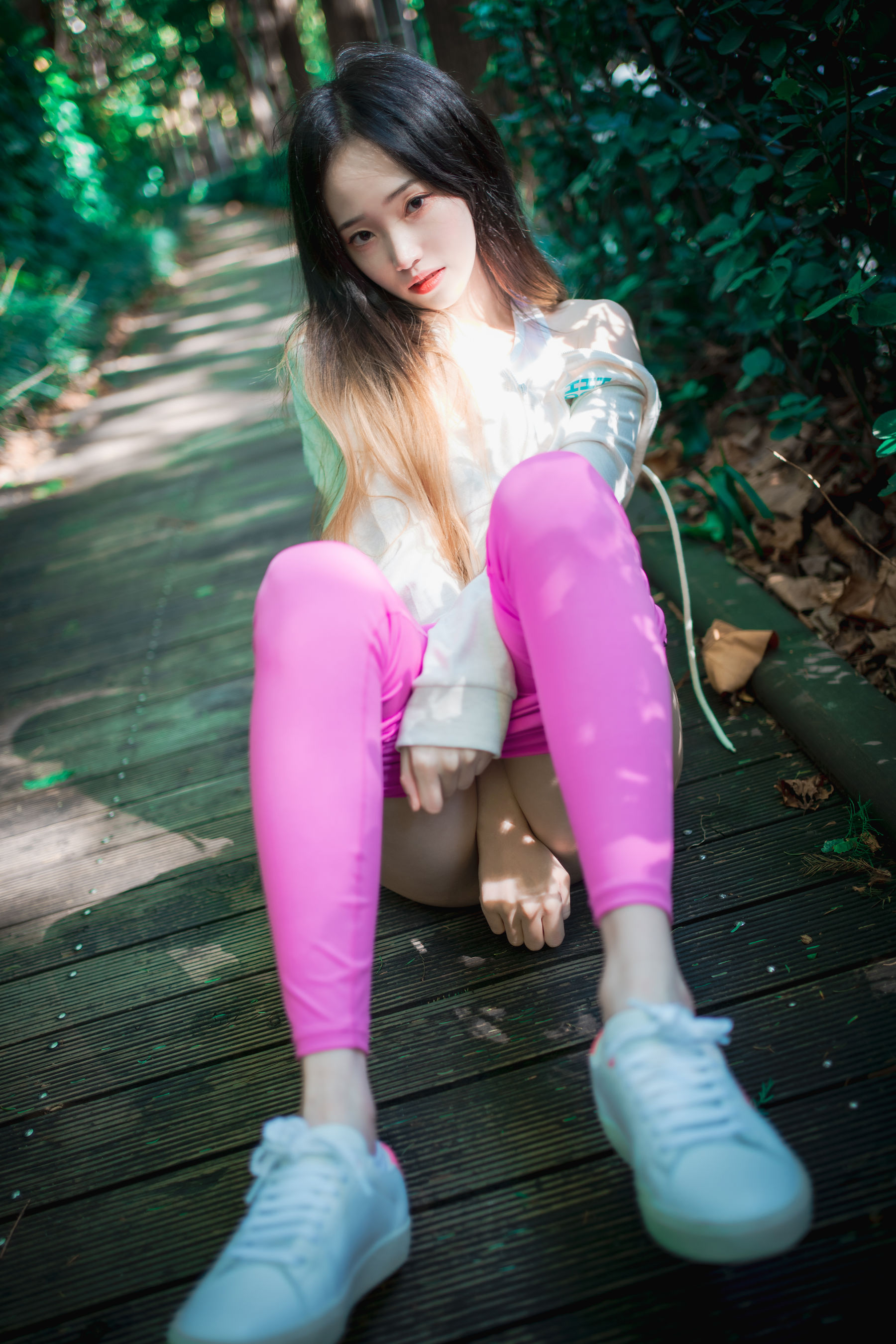 Bambi - Loose and Tight Violet-图71