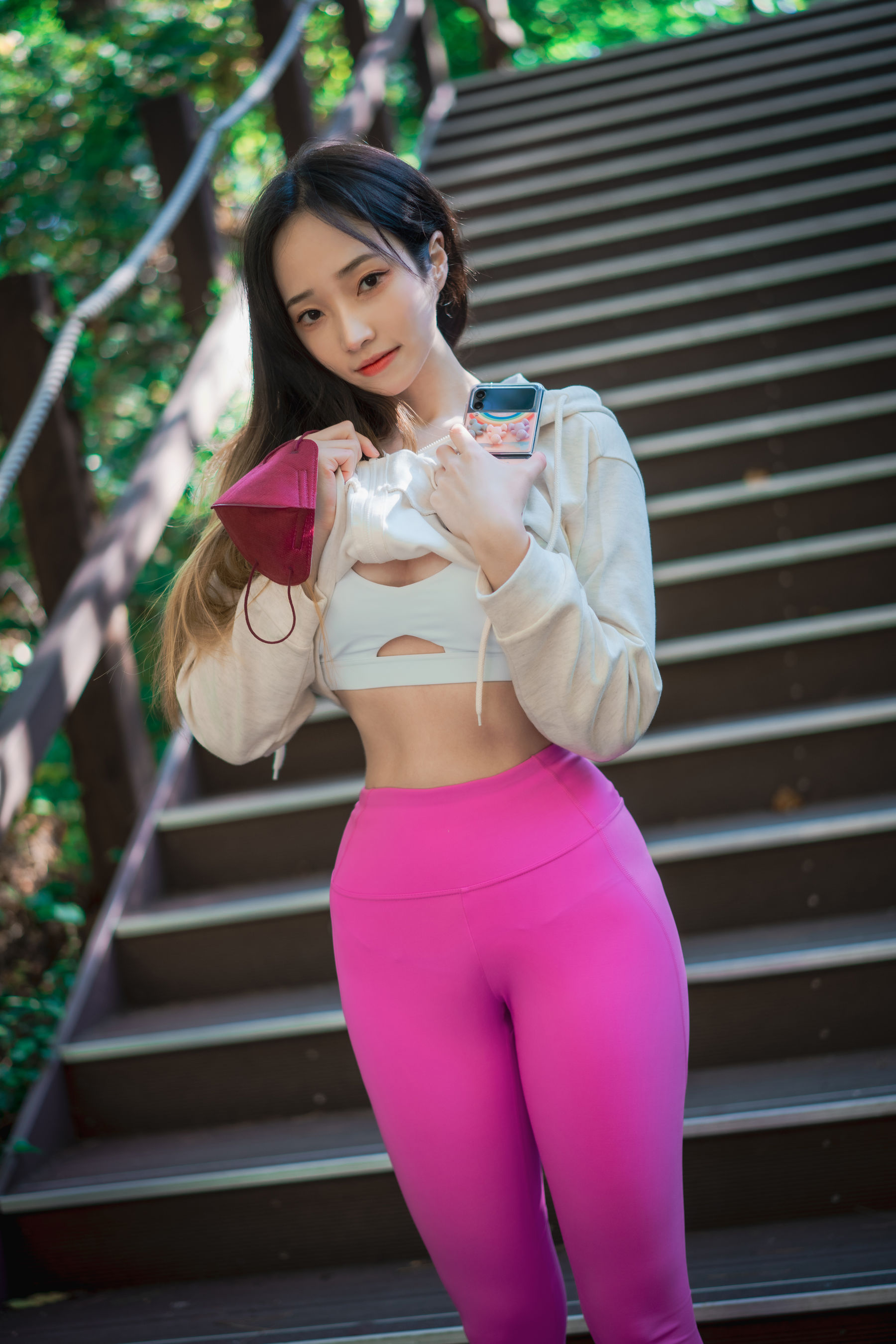 Bambi - Loose and Tight Violet-图76