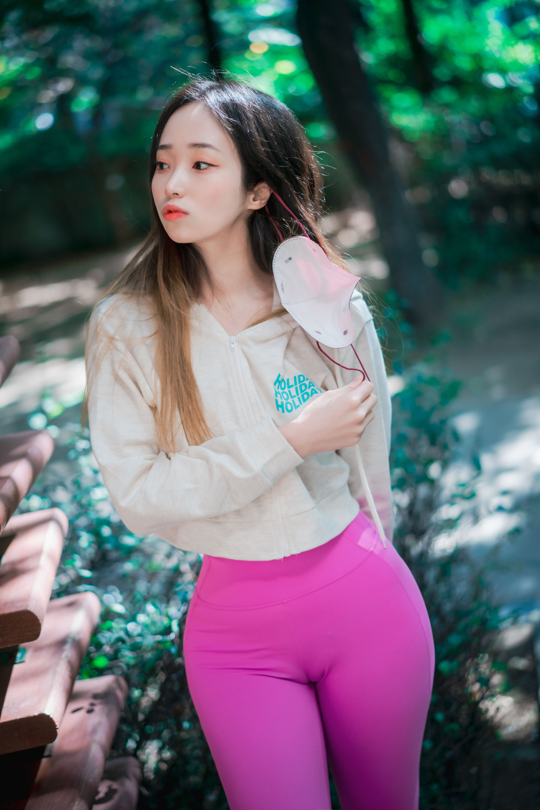 Bambi - Loose and Tight Violet-图8