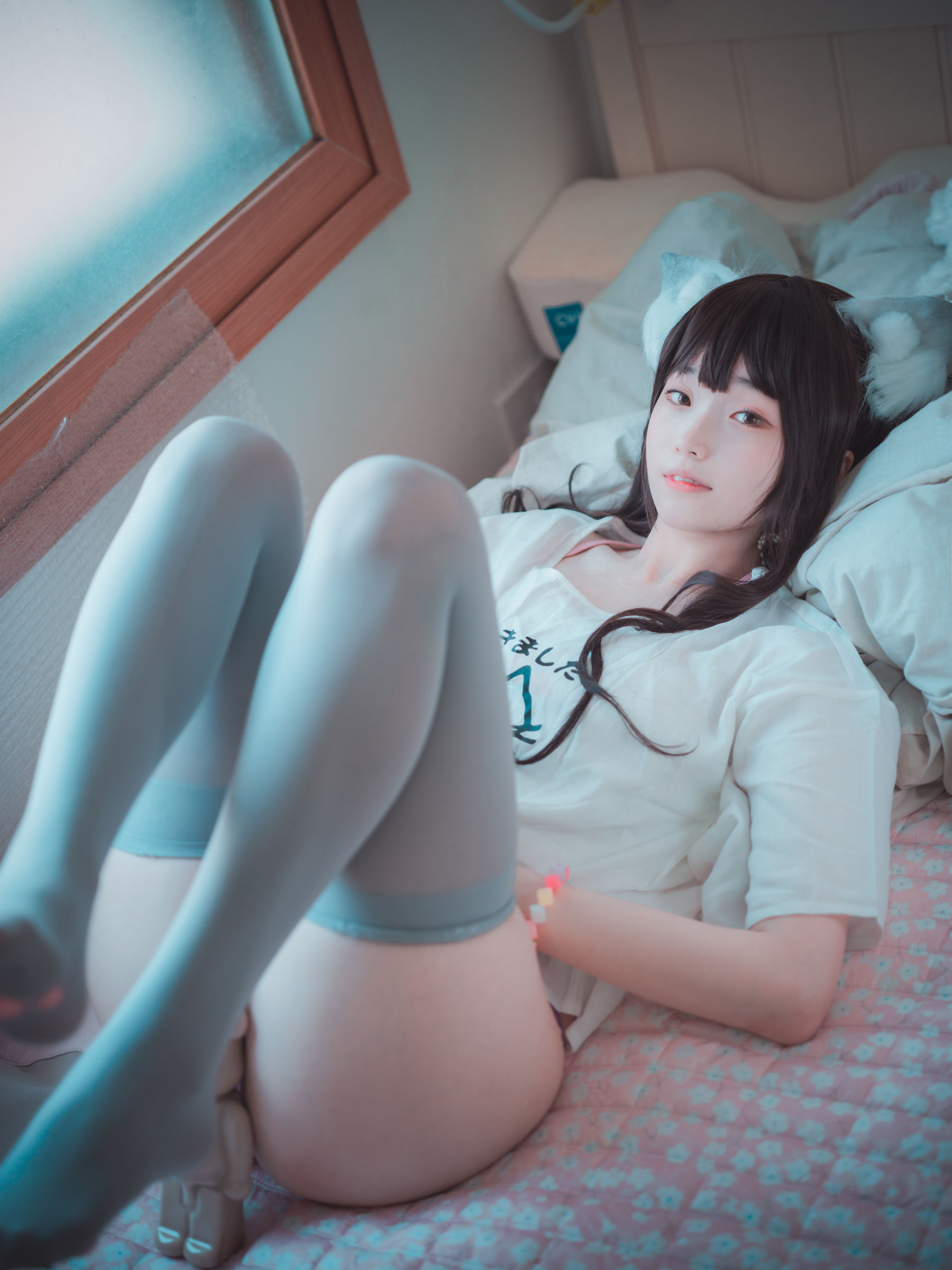 Bambi - The cat I picked up turned into a girl-图4