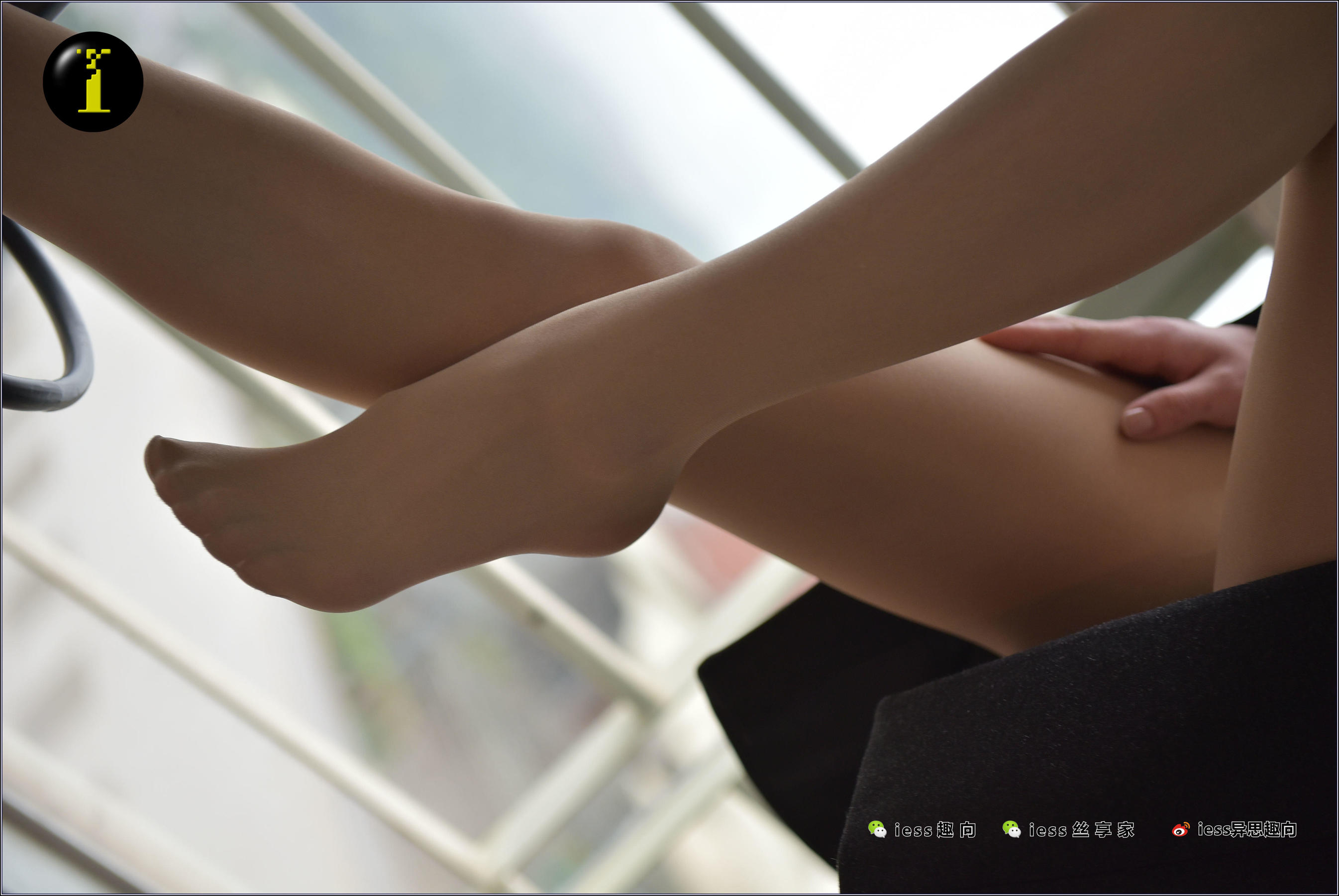 019 模特小六 《经典裸氨肉色油亮丝第二集》-图71