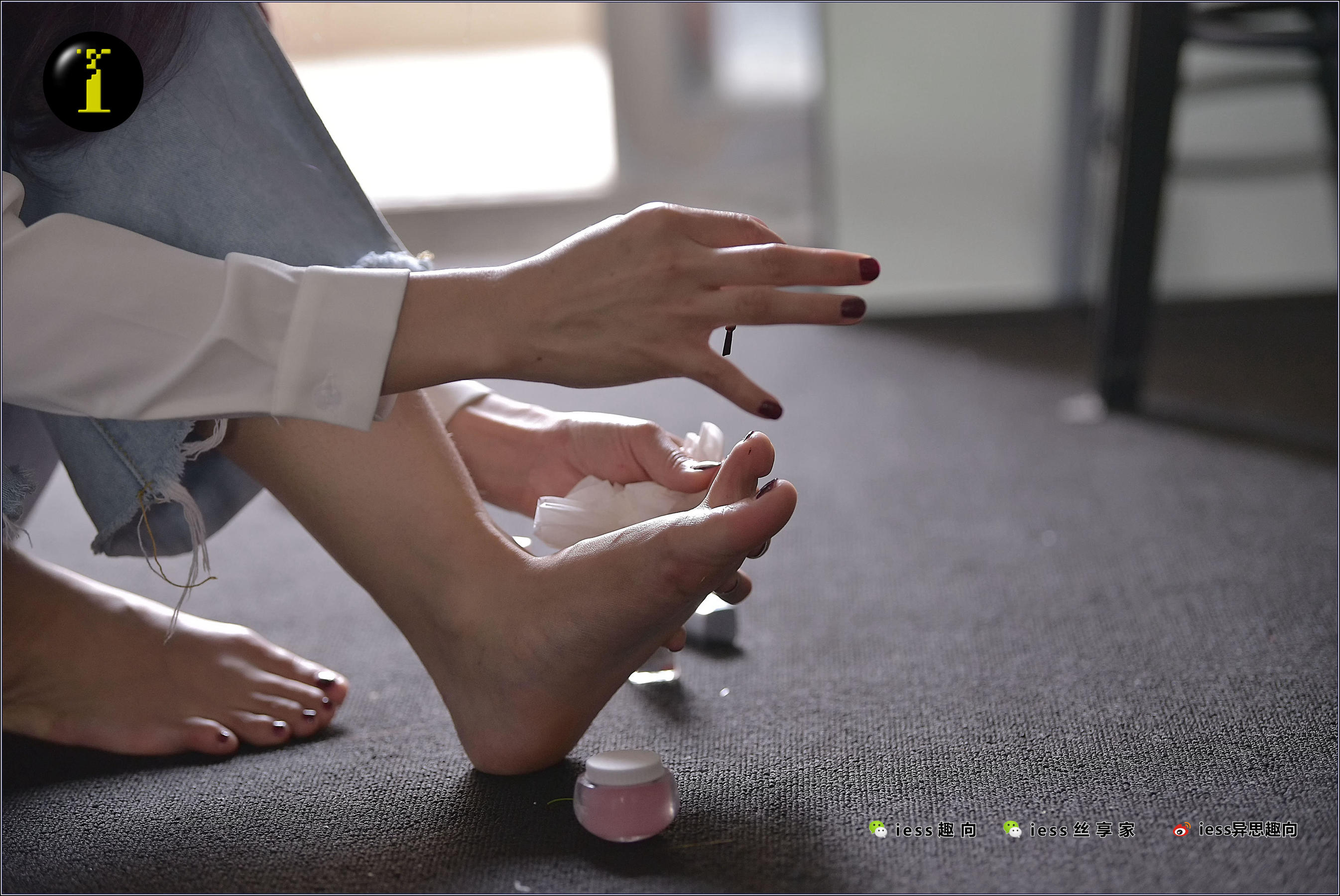 073 模特范美美 《涂趾甲油》-图15