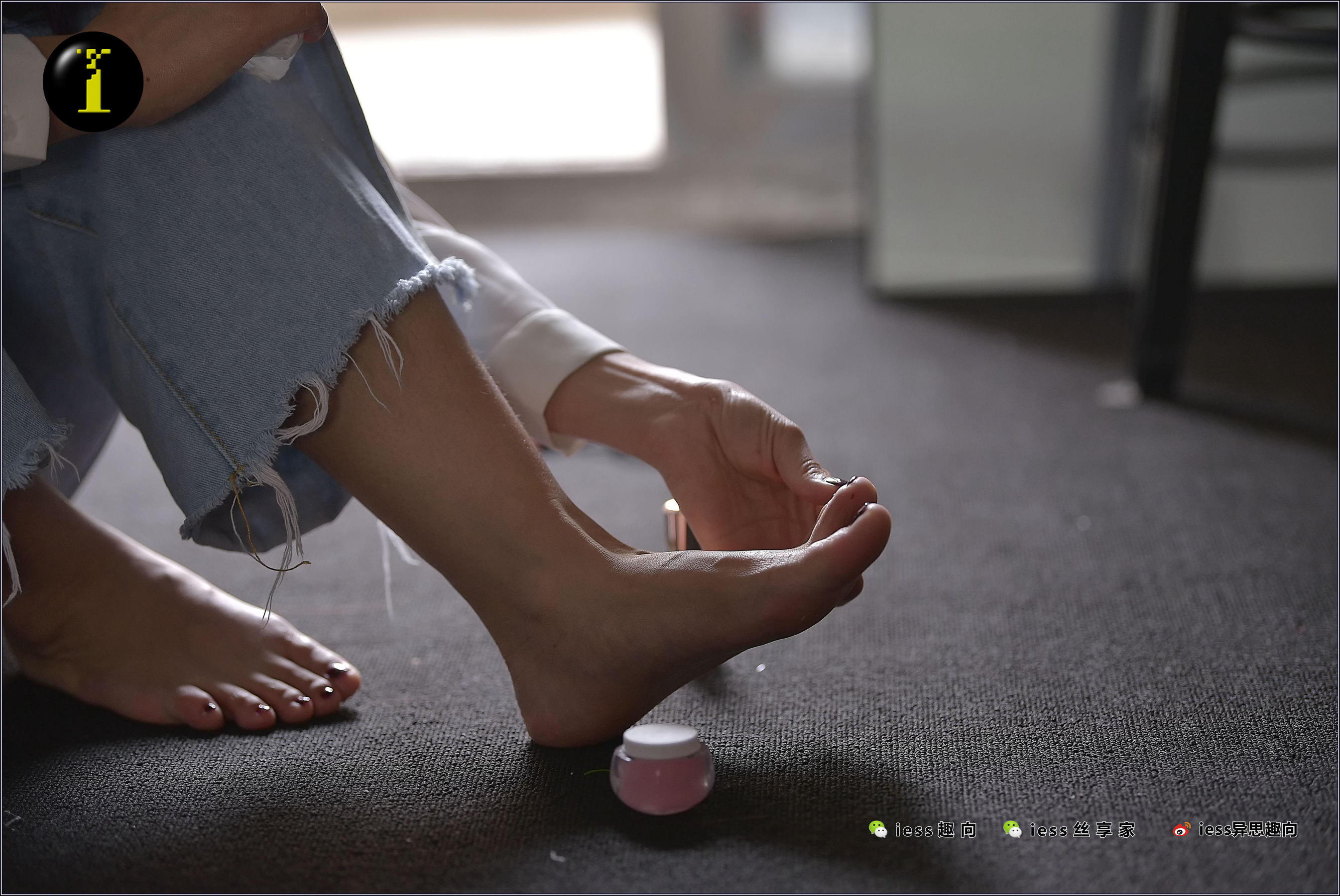 073 模特范美美 《涂趾甲油》-图18