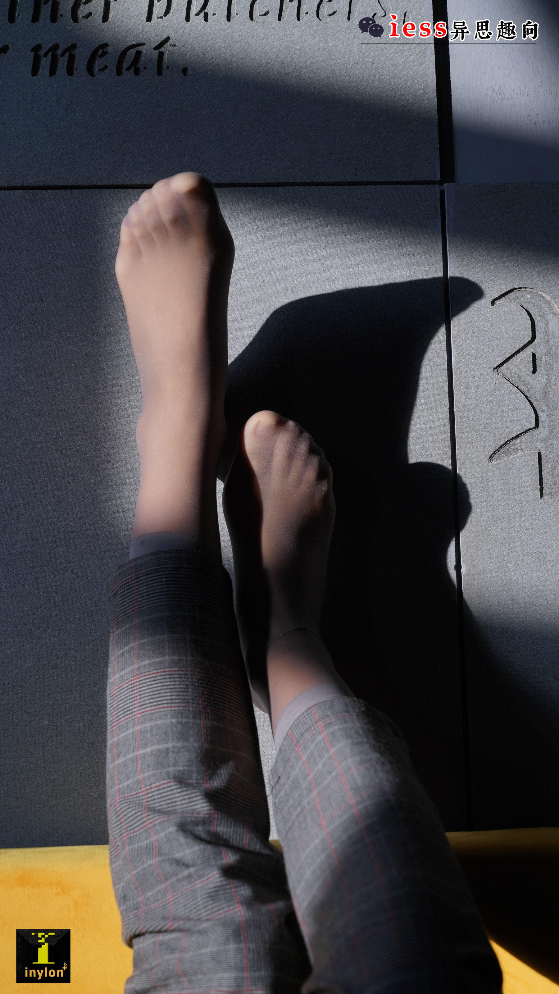 132 模特格格 《精彩的短灰丝特写》-图51