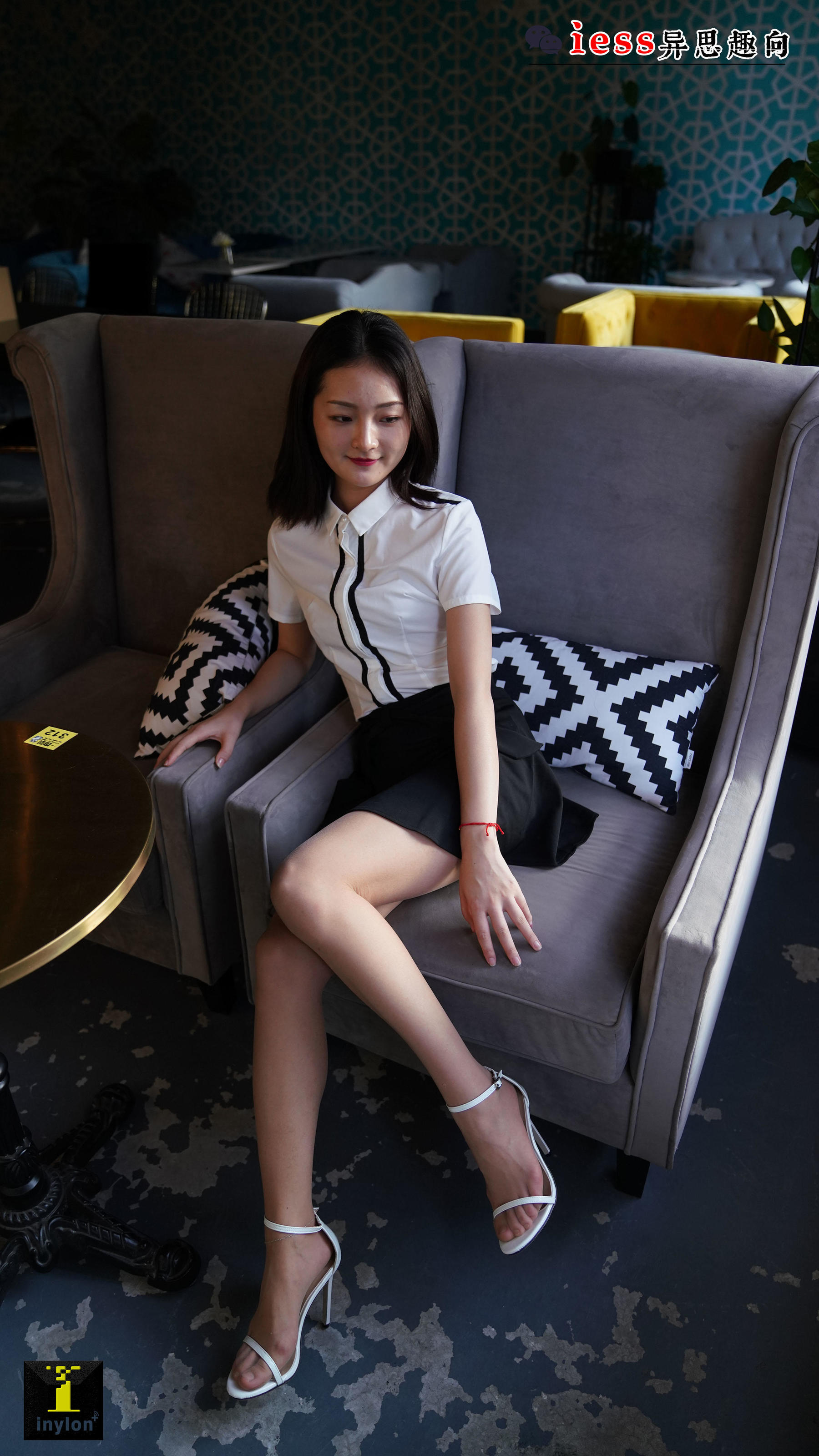 135 模特格格 《格格的白凉鞋》-图5
