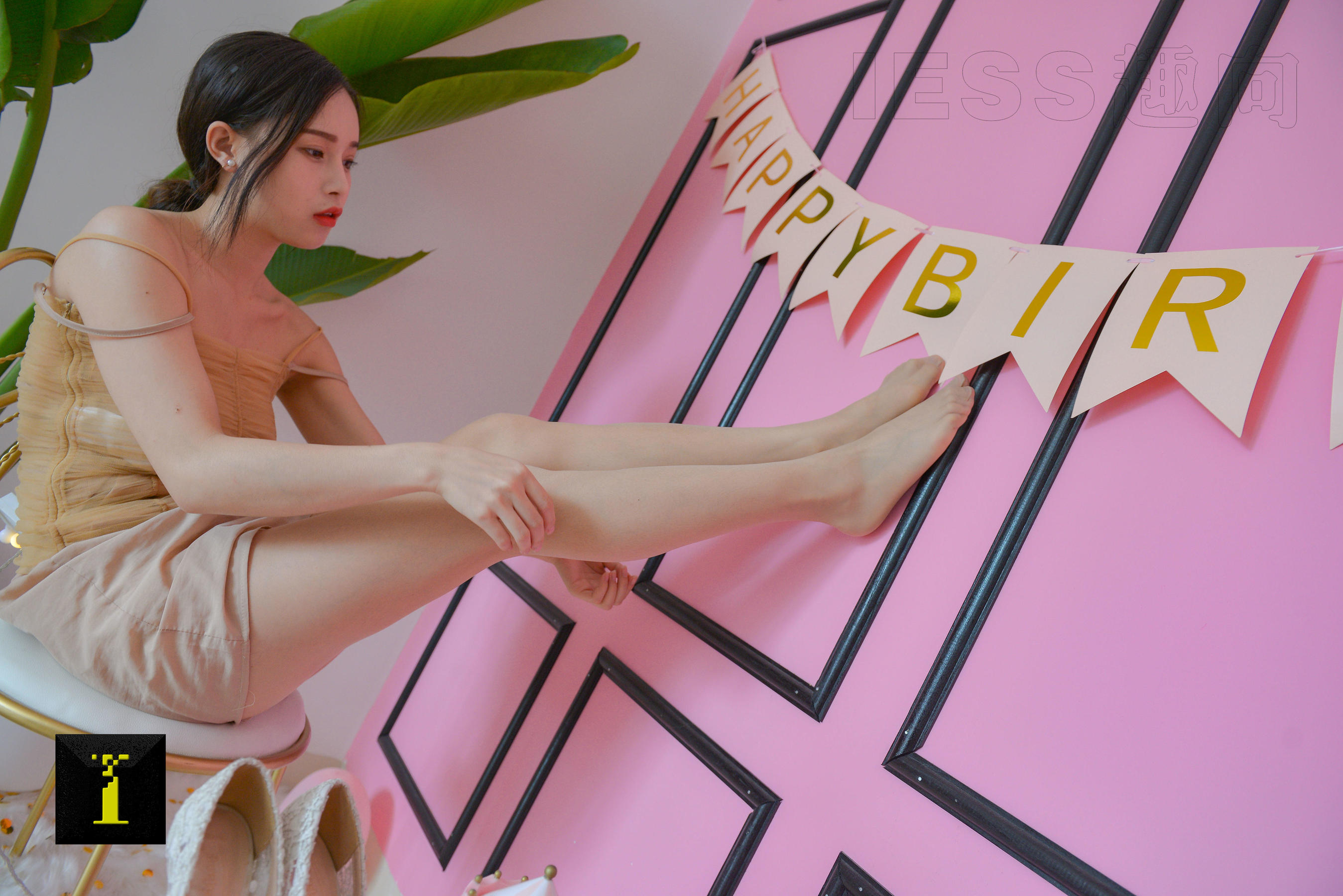 142 模特小羽 《小羽的肉丝2》-图29