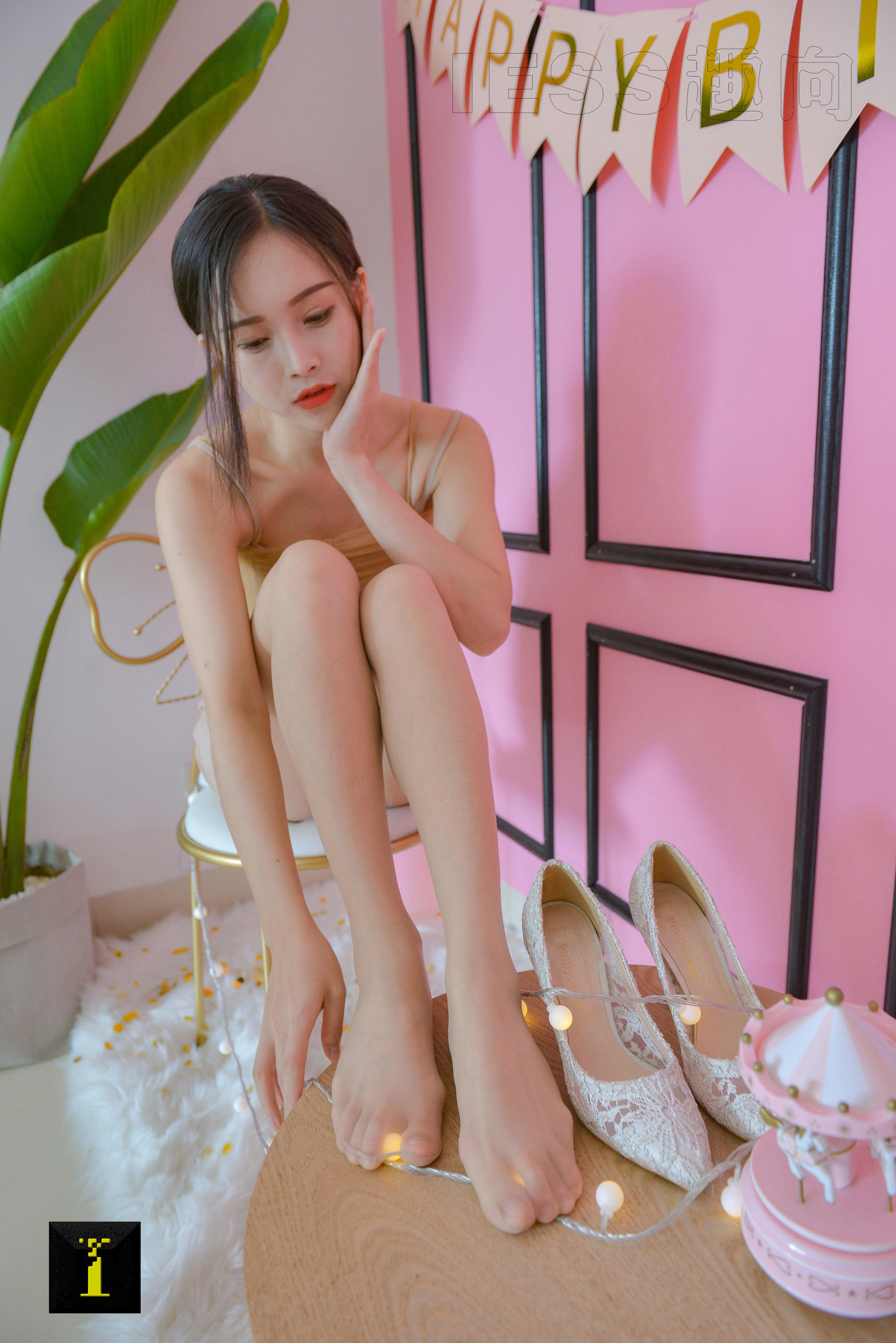 142 模特小羽 《小羽的肉丝2》-图48