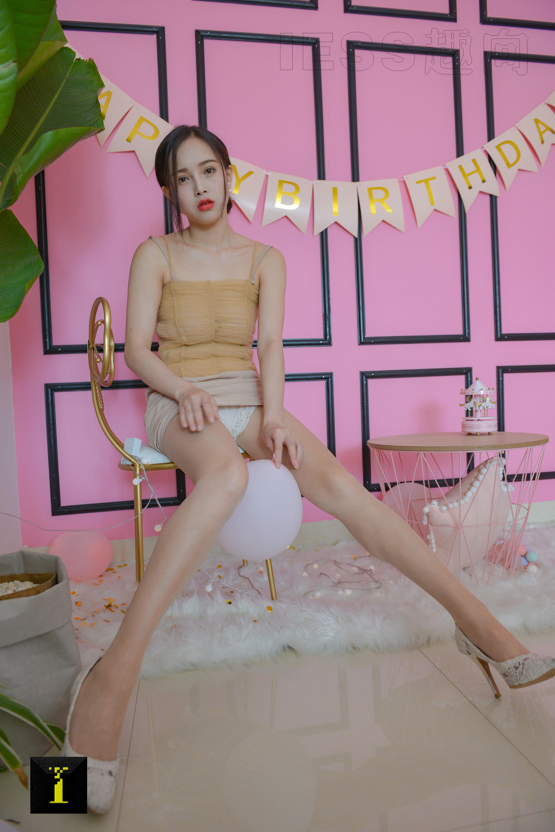 142 模特小羽 《小羽的肉丝2》-图71