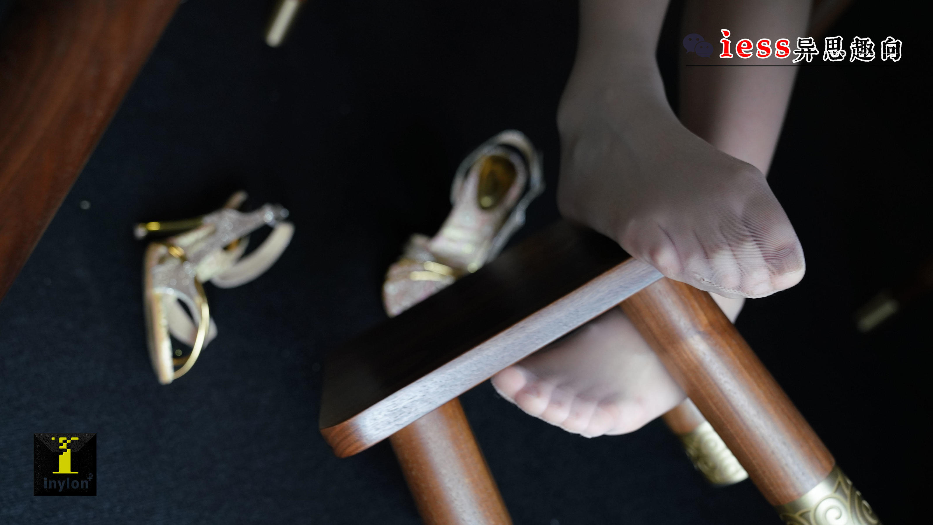 154 模特小捷 《桌下乾坤》-图42