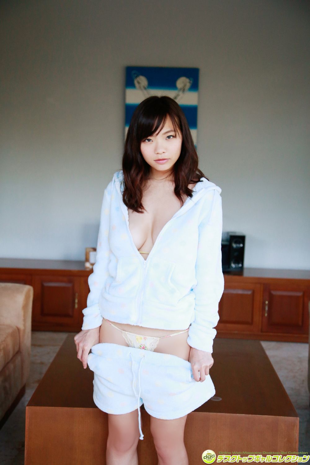 鷹羽澪《99センチIカップの超乳で人気上昇中!!》  NO.1186-图85