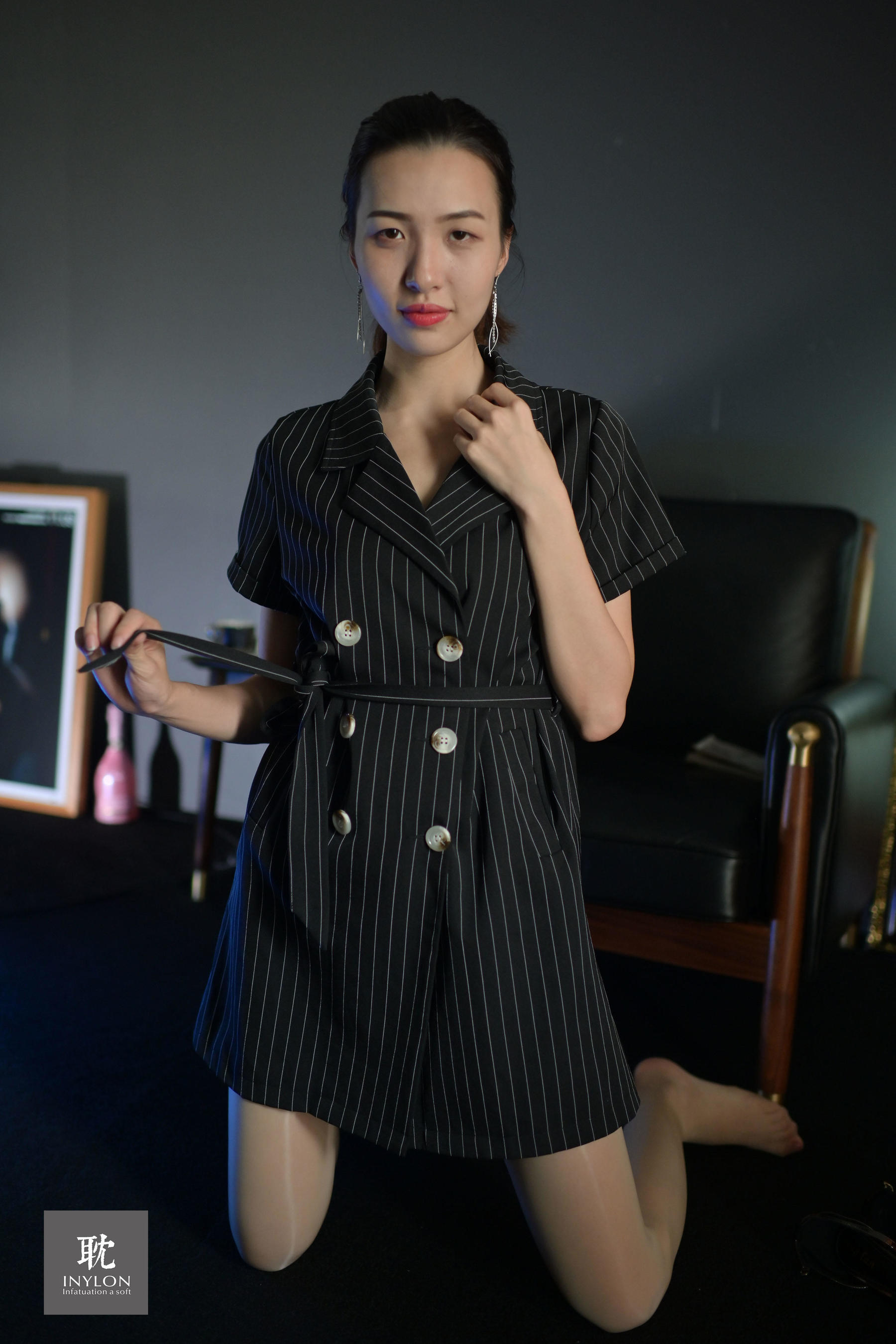 181 模特大妞 《大妞的马油袜II》-图71