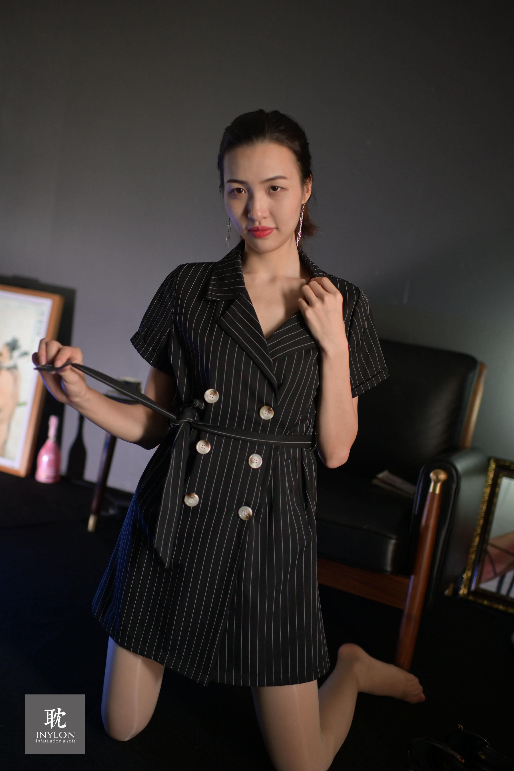 181 模特大妞 《大妞的马油袜II》-图72