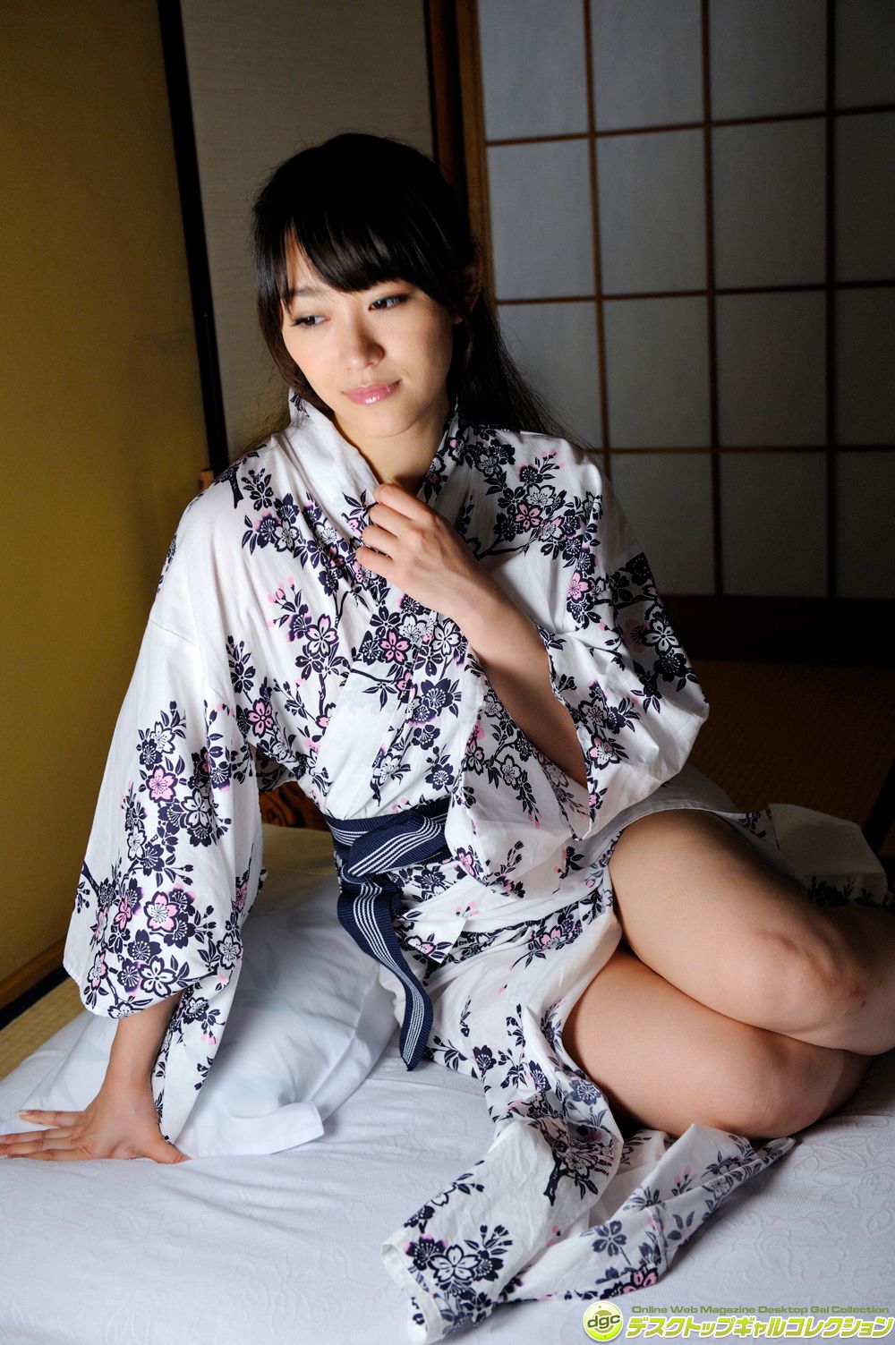 西野翔《最近は、若妻役が多くなったベテラン女優!》  NO.1189-图73