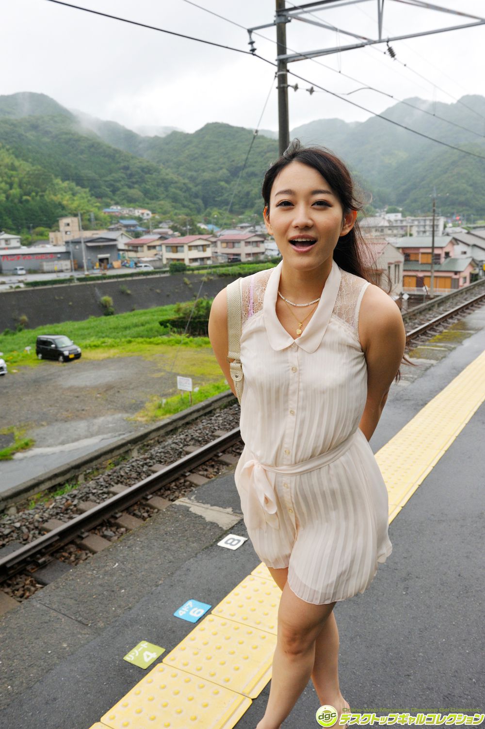 西野翔《最近は、若妻役が多くなったベテラン女優!》  NO.1189-图93