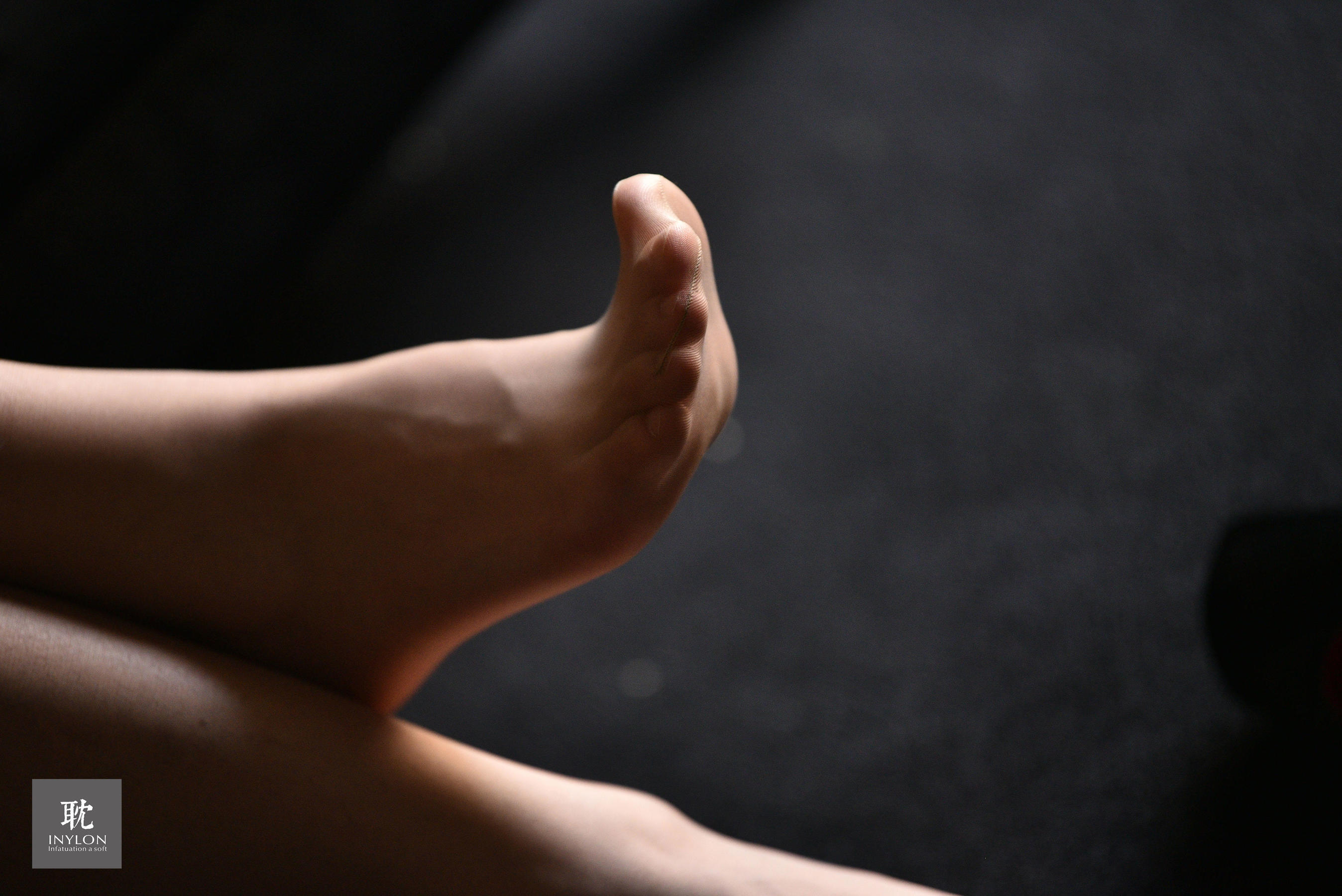 245 模特君老师 《穿袜的OL》-图98